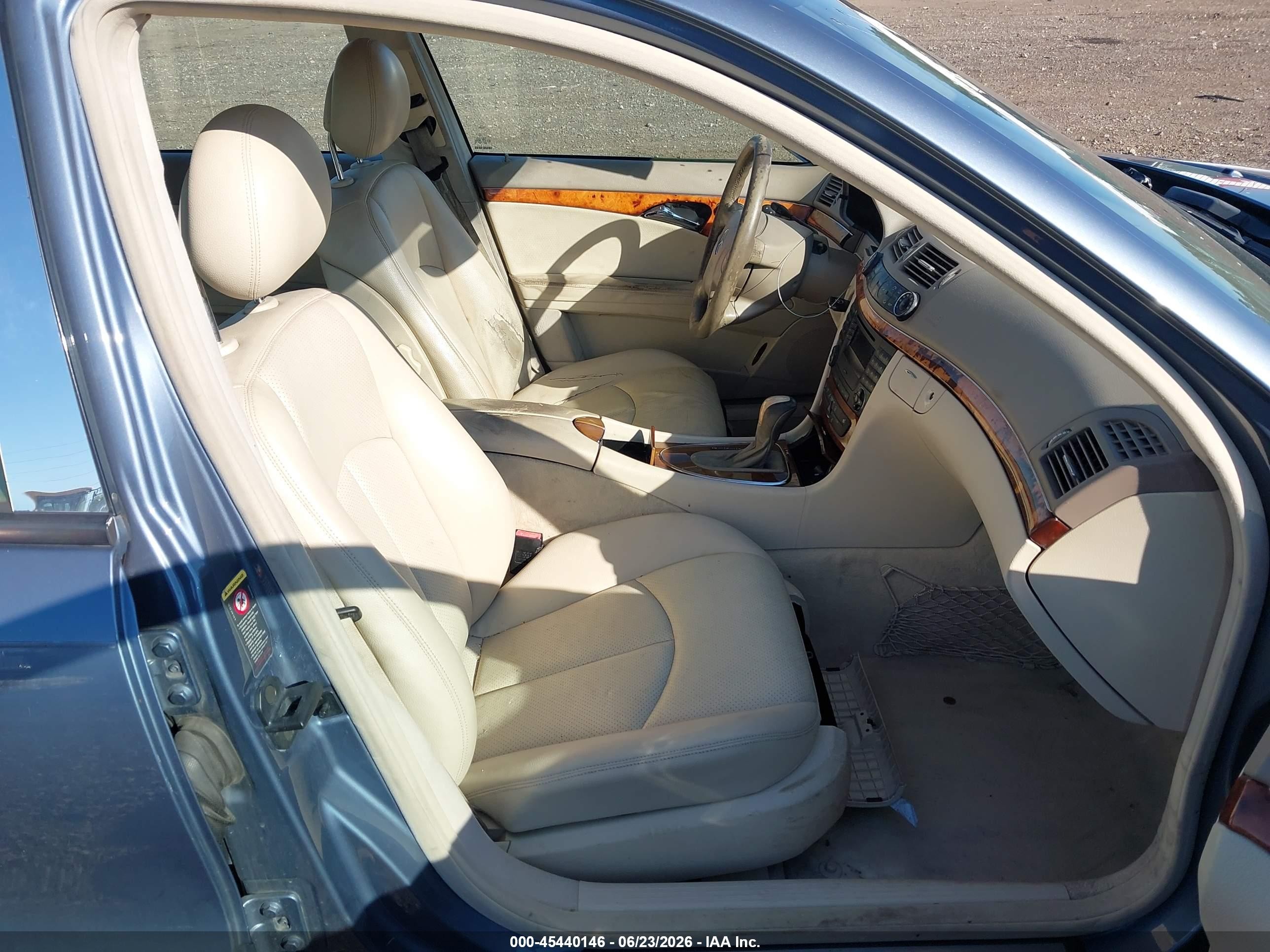 2003 Mercedes-benz E 320   Light Blue vin: WDBUF65J93A155003