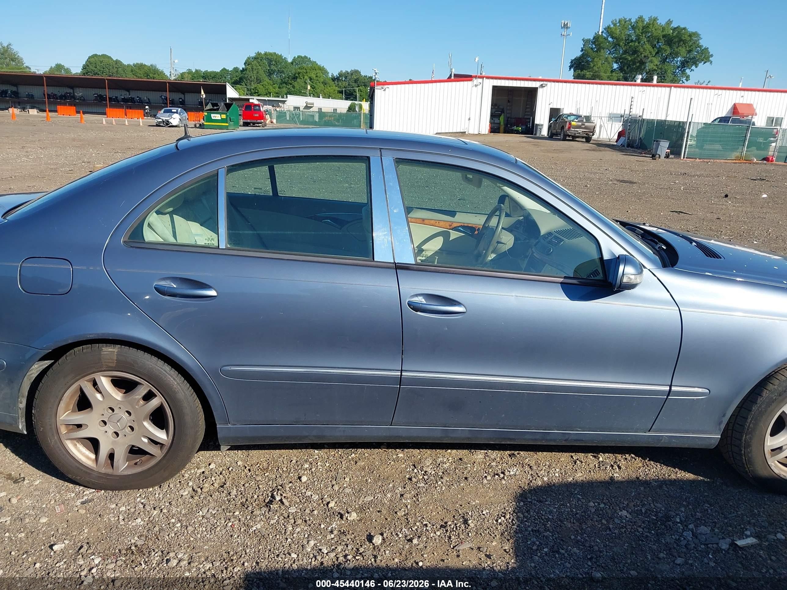 2003 Mercedes-benz E 320   Light Blue vin: WDBUF65J93A155003