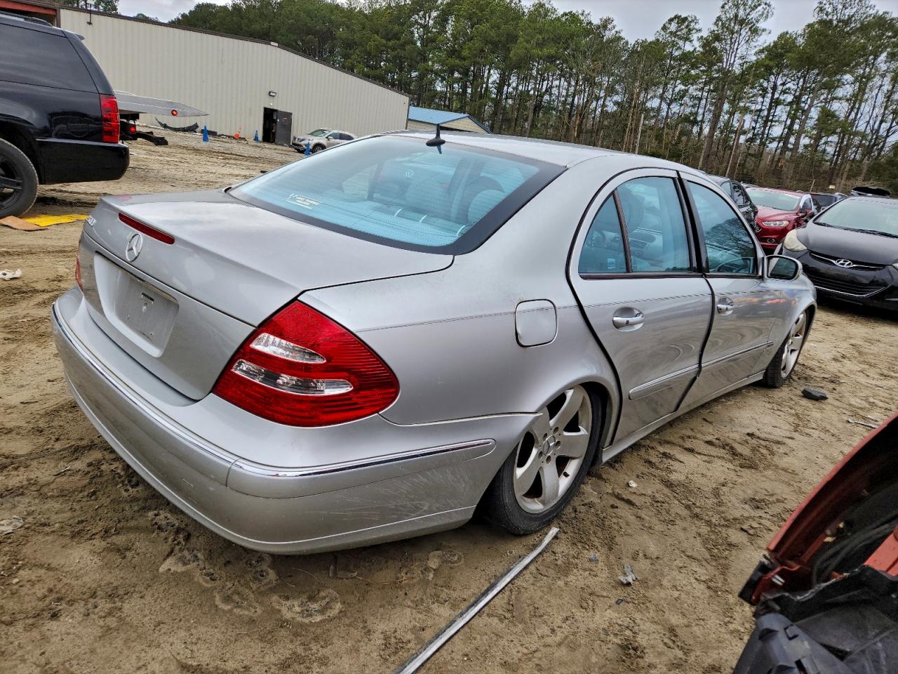 2003 Mercedes-benz E 320 Серебряный vin: WDBUF65J93A228869