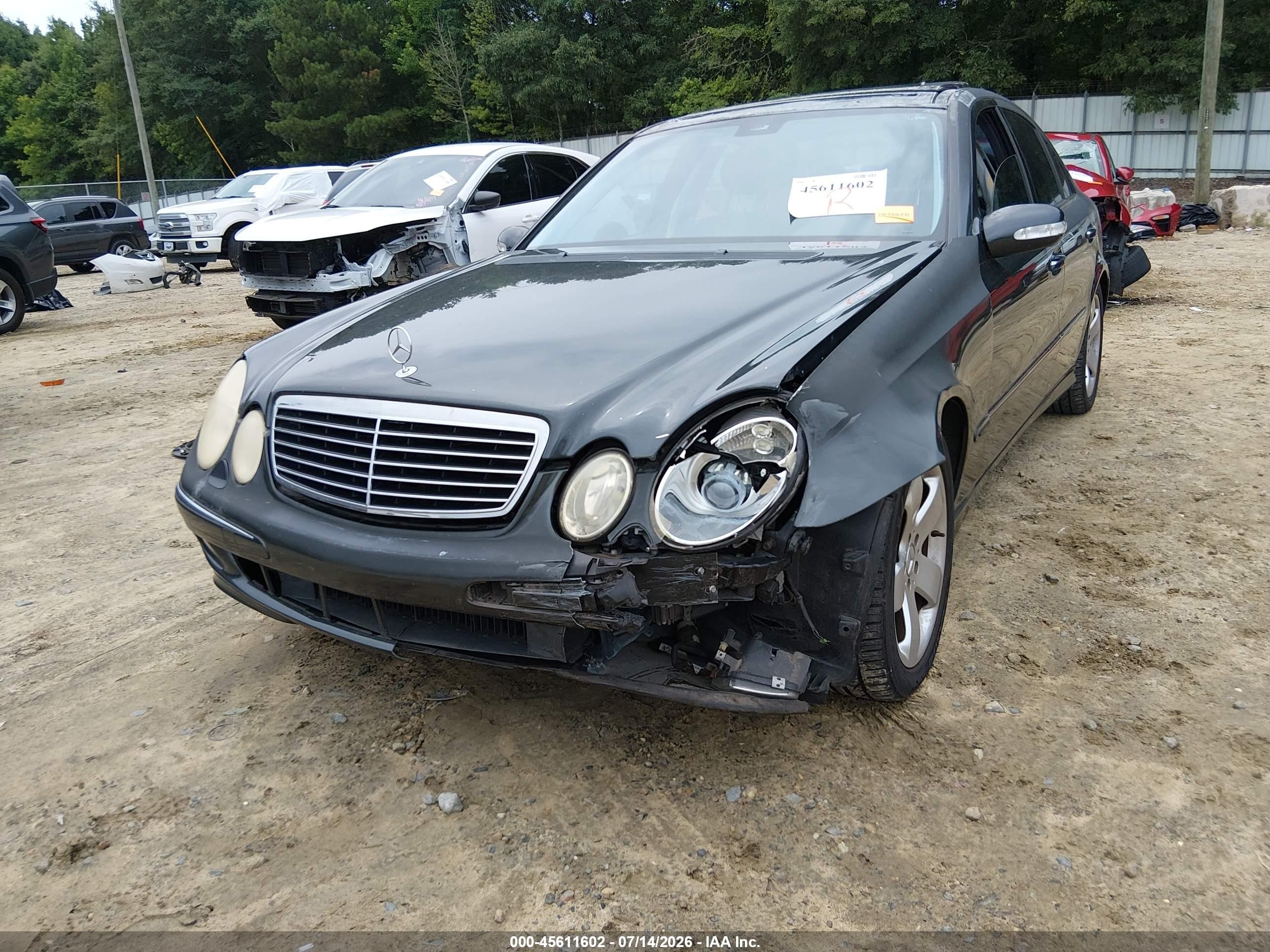 2004 Mercedes-benz E 320   Черный vin: WDBUF65JX4X112045