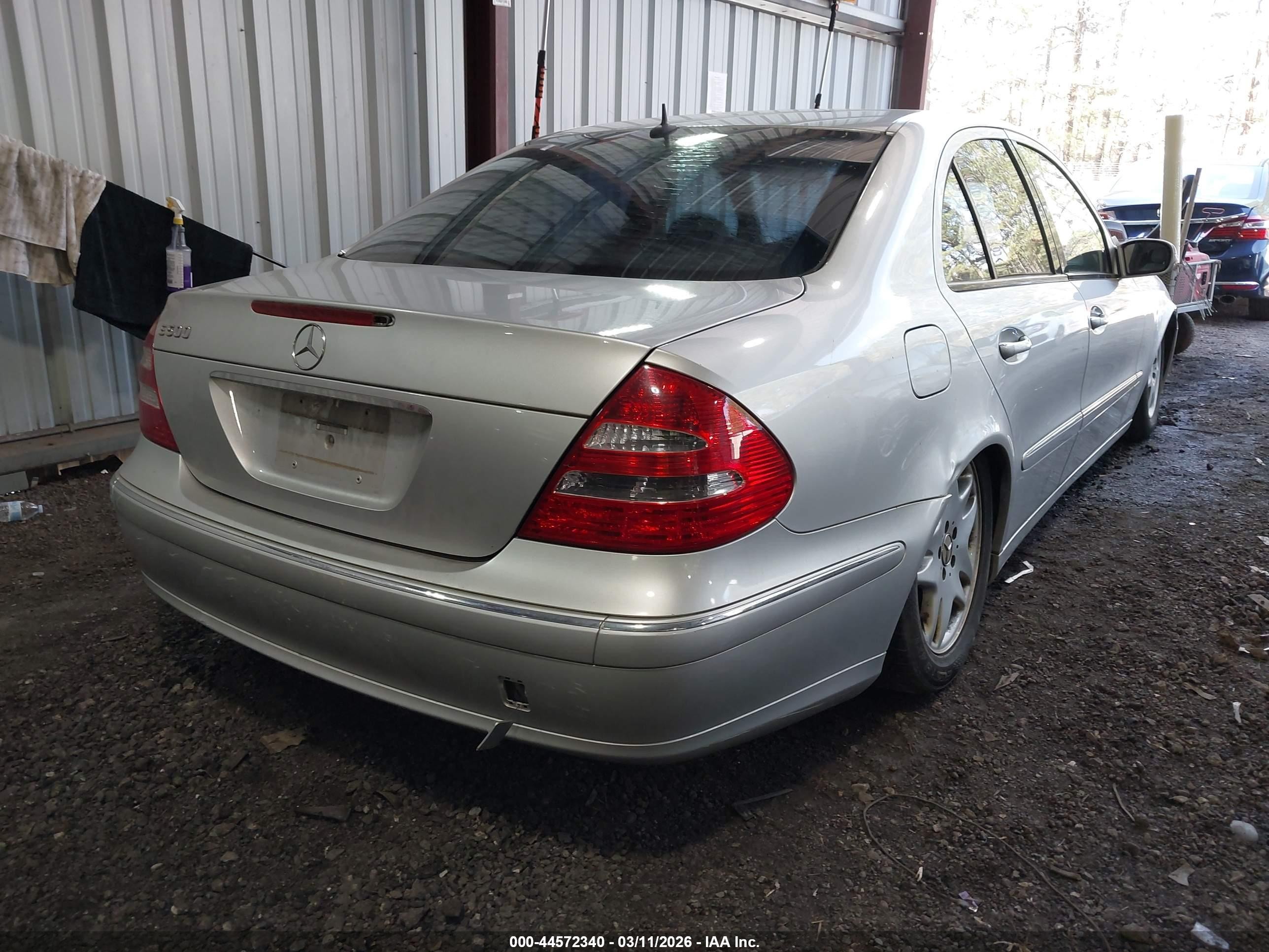 2005 Mercedes-benz E 500   Серебряный vin: WDBUF70J35A662320