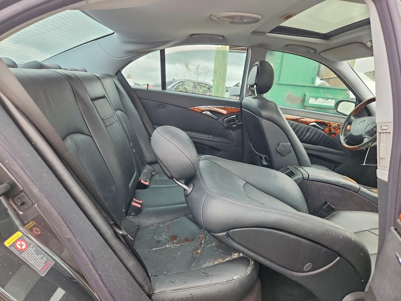 2004 Mercedes-benz E 500 Gray vin: WDBUF70J84A412764