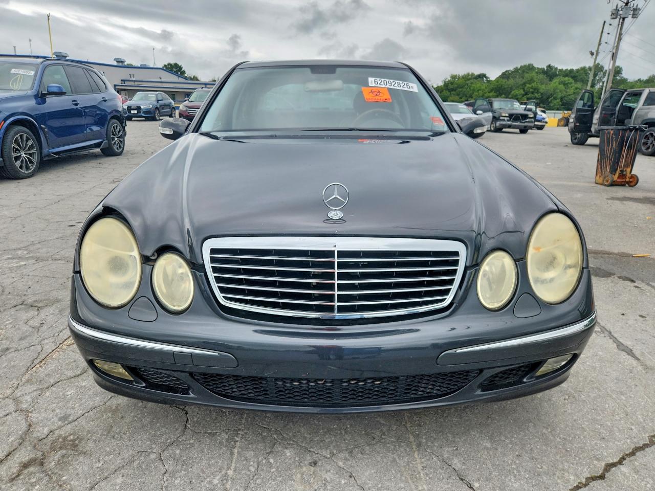 2004 Mercedes-benz E 500 Gray vin: WDBUF70J84A412764