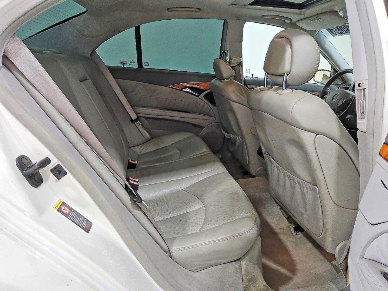 2004 Mercedes-benz E 500 Белый vin: WDBUF70J84A589993