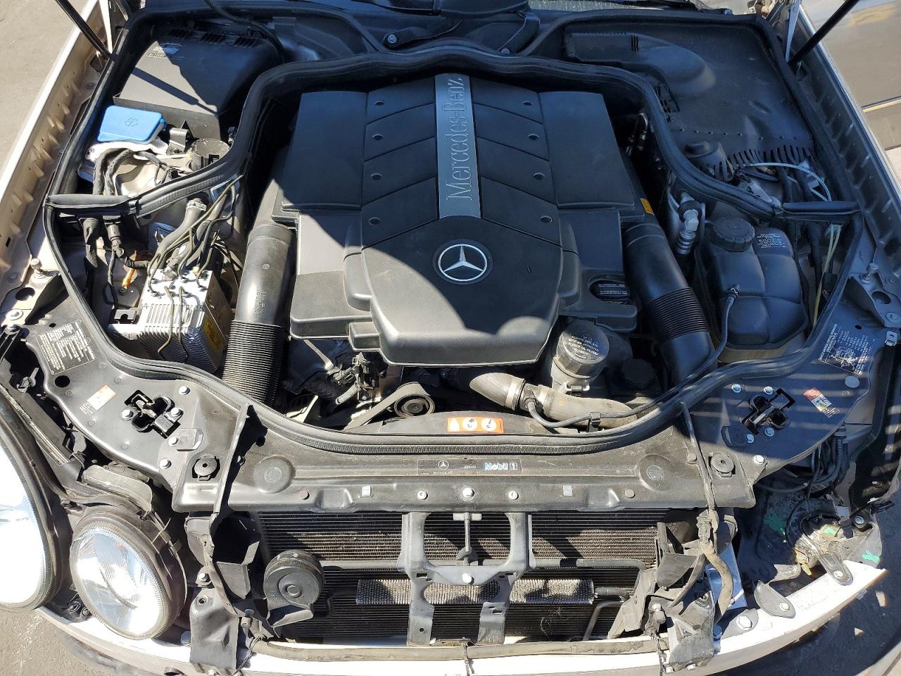 2005 Mercedes-benz E 500 Silver vin: WDBUF70JX5A728488