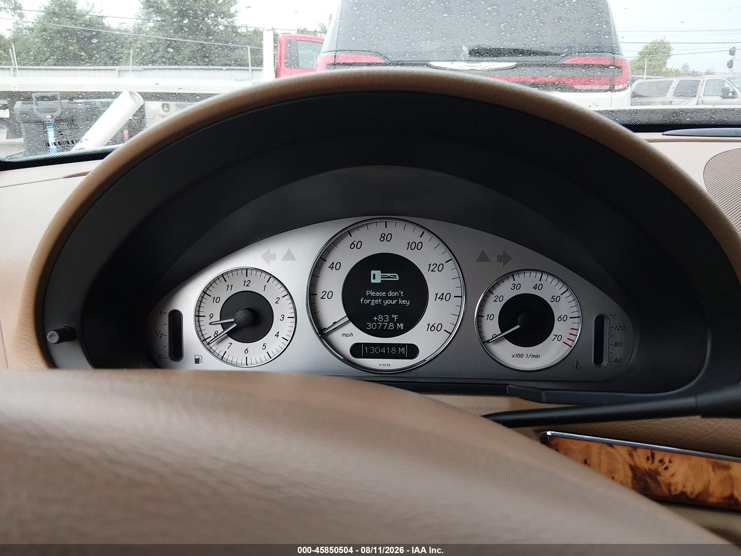 2007 Mercedes-benz E 550   Золотой vin: WDBUF72X27B123881