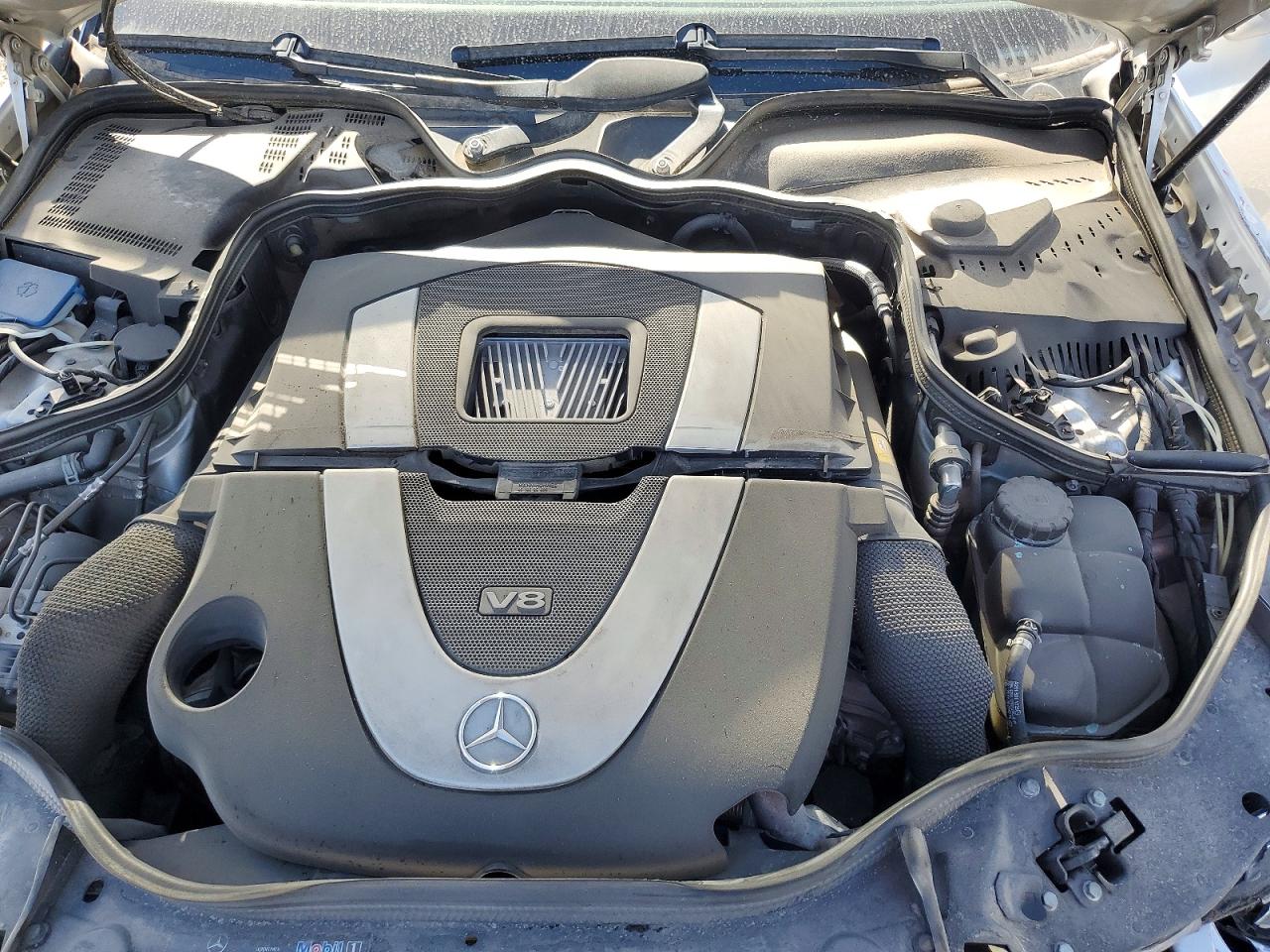 2007 Mercedes-benz E 550 Silver vin: WDBUF72X37B051069