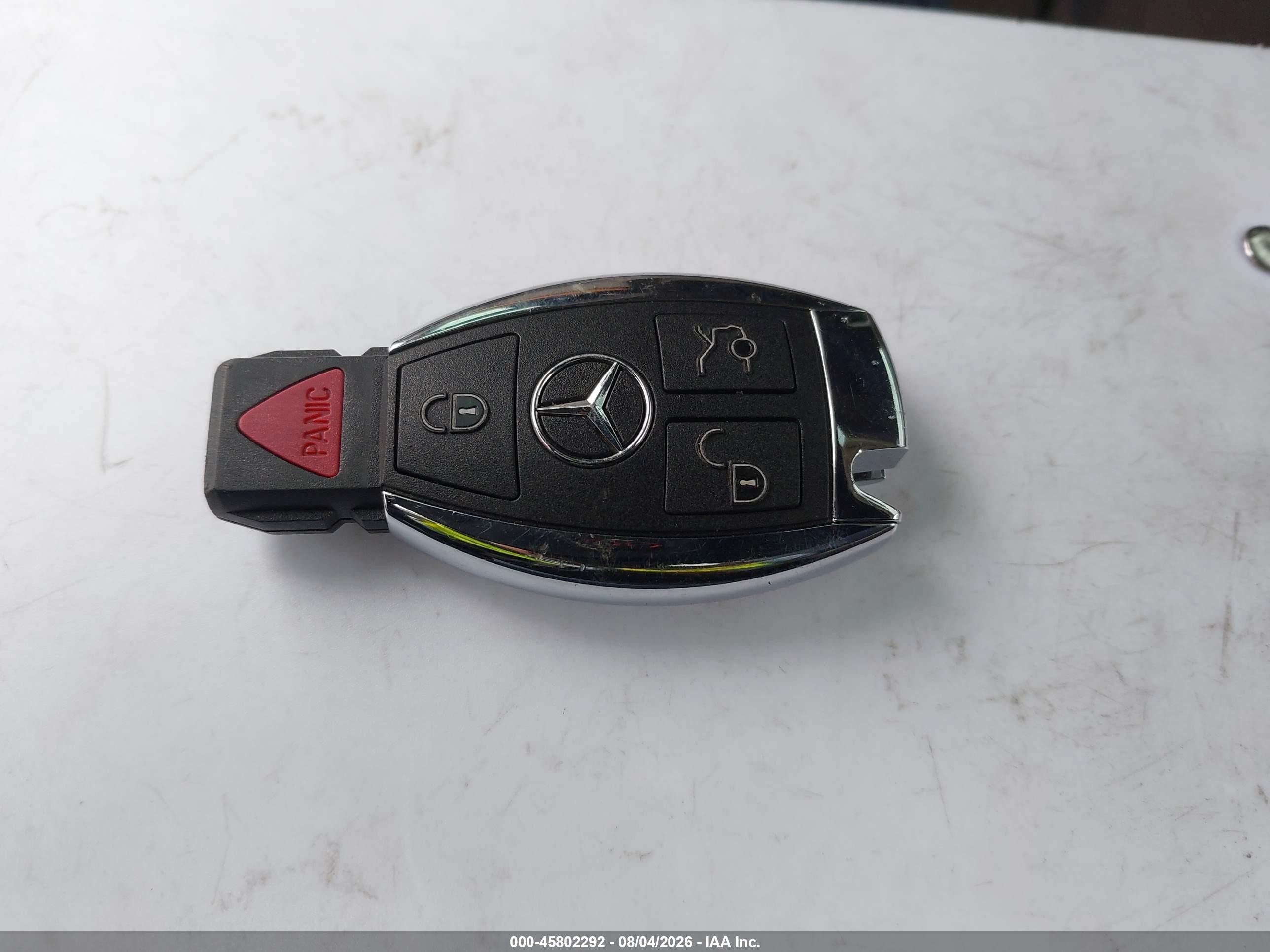 2007 Mercedes-benz E 550   Blue vin: WDBUF72X97B018920