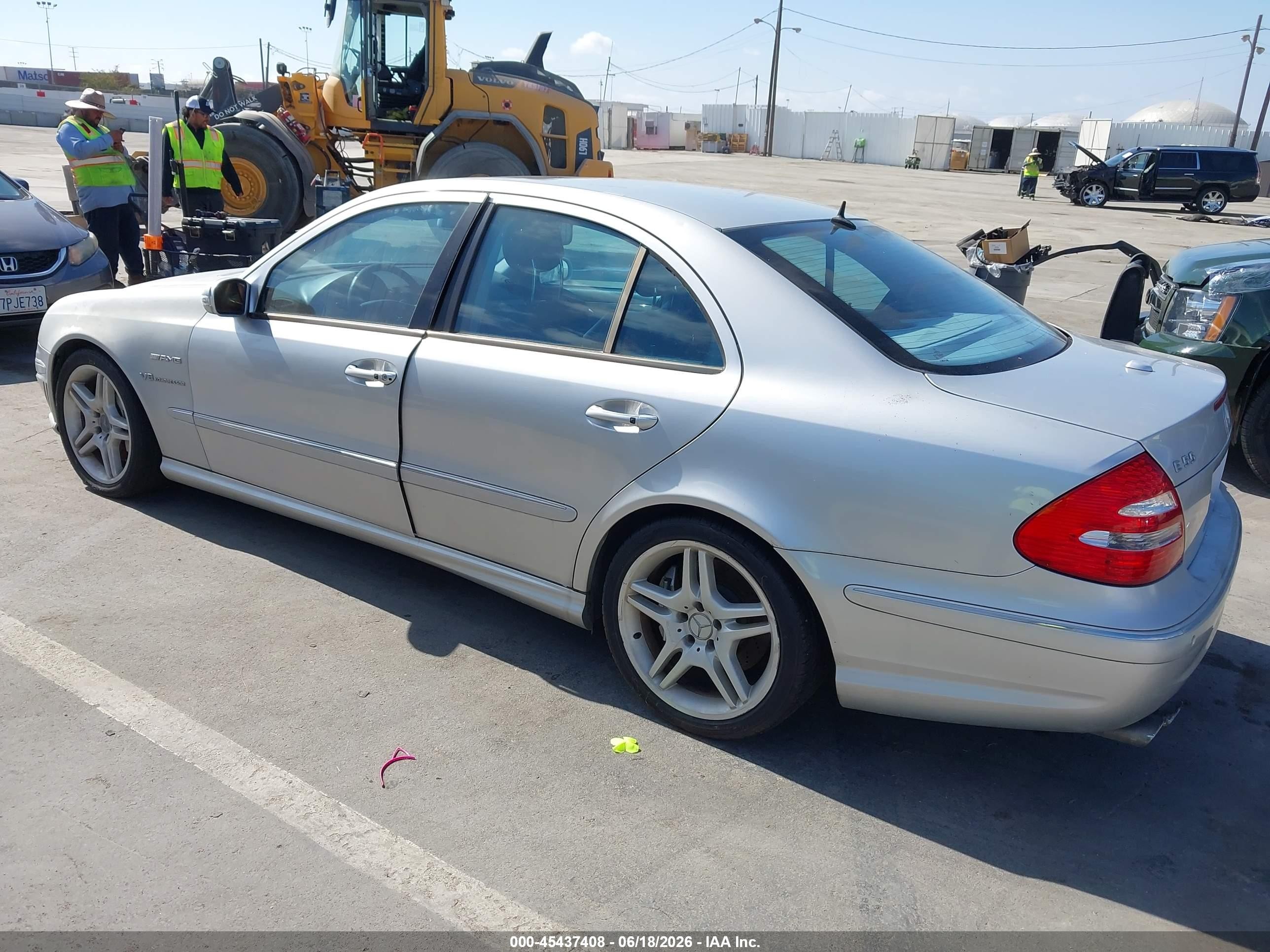 2005 Mercedes-benz E 55 Amg   Серебряный vin: WDBUF76J15A779496