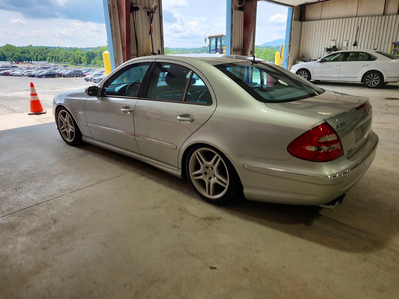 2006 Mercedes-benz E 55 Amg Silver vin: WDBUF76J26A953769