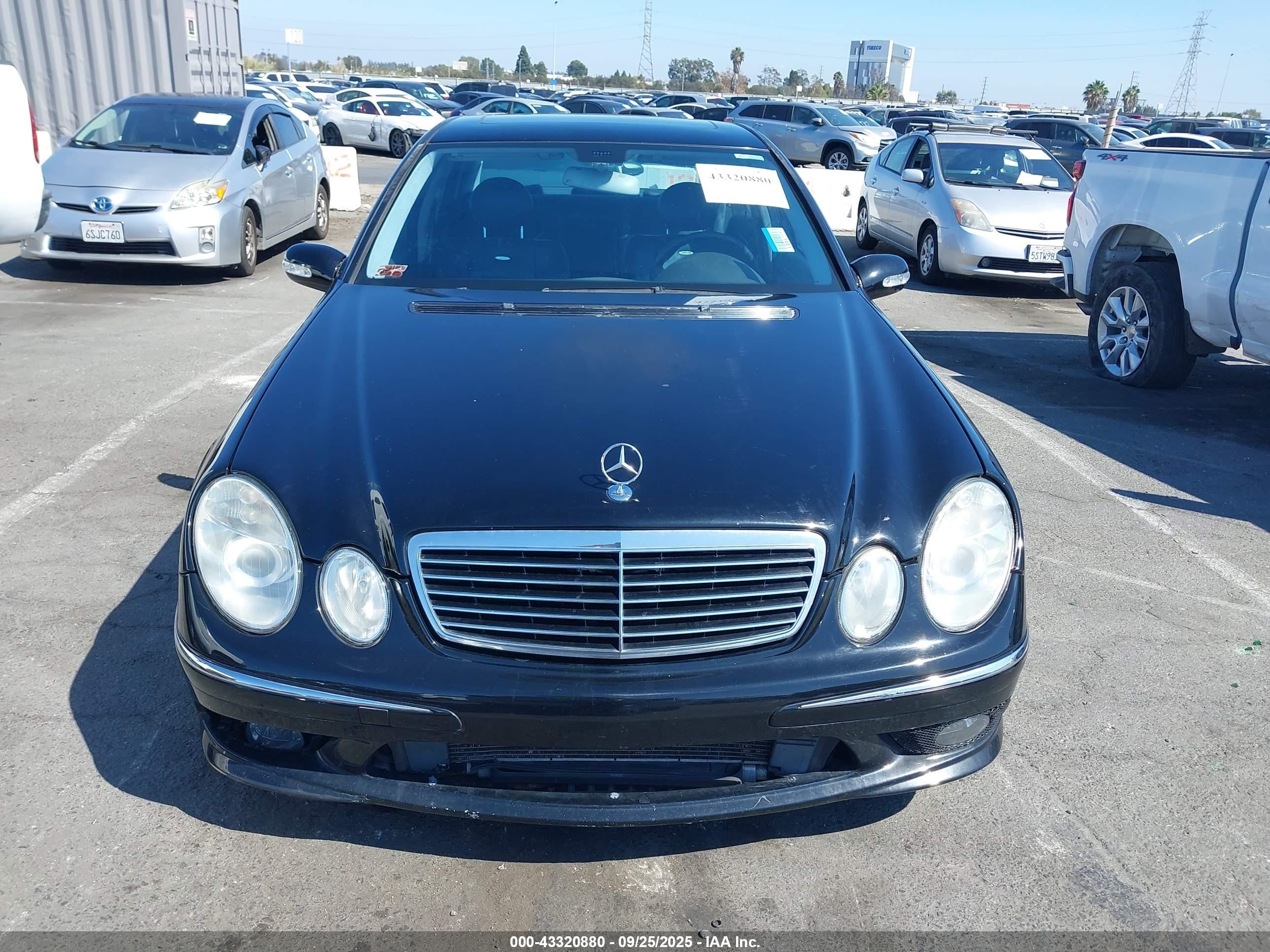 2005 Mercedes-benz E55amg   Black vin: WDBUF76J55A674041