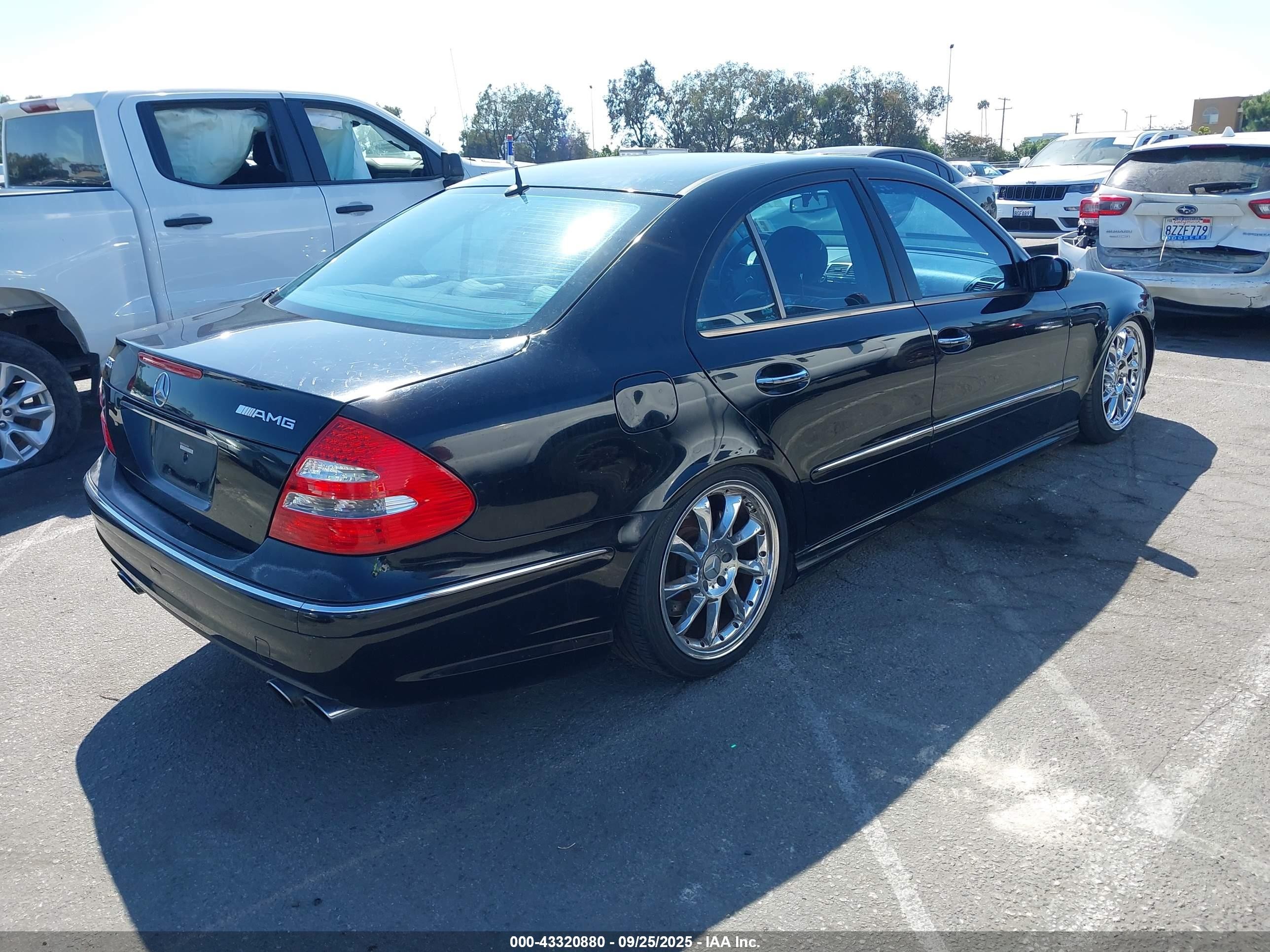 2005 Mercedes-benz E55amg   Black vin: WDBUF76J55A674041