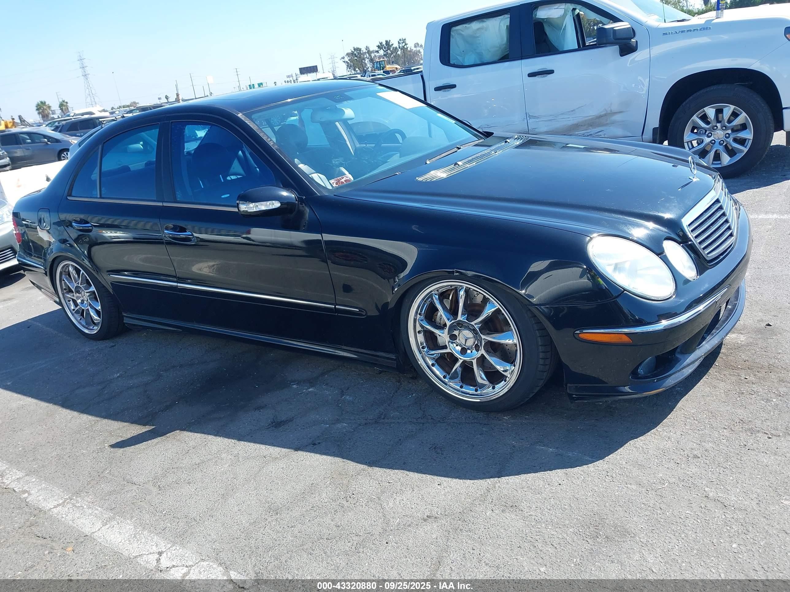 2005 Mercedes-benz E55amg   Black vin: WDBUF76J55A674041