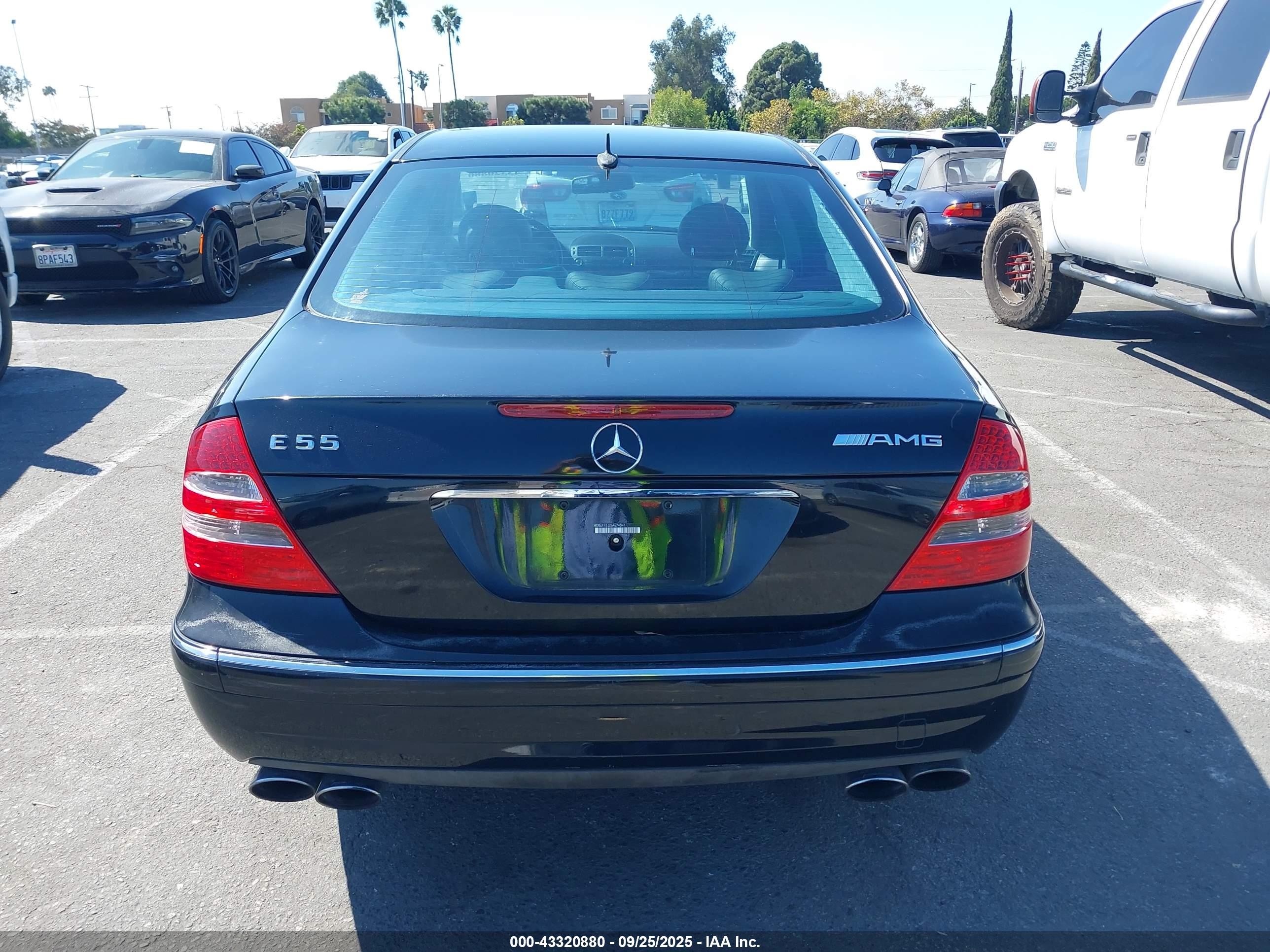 2005 Mercedes-benz E55amg   Black vin: WDBUF76J55A674041