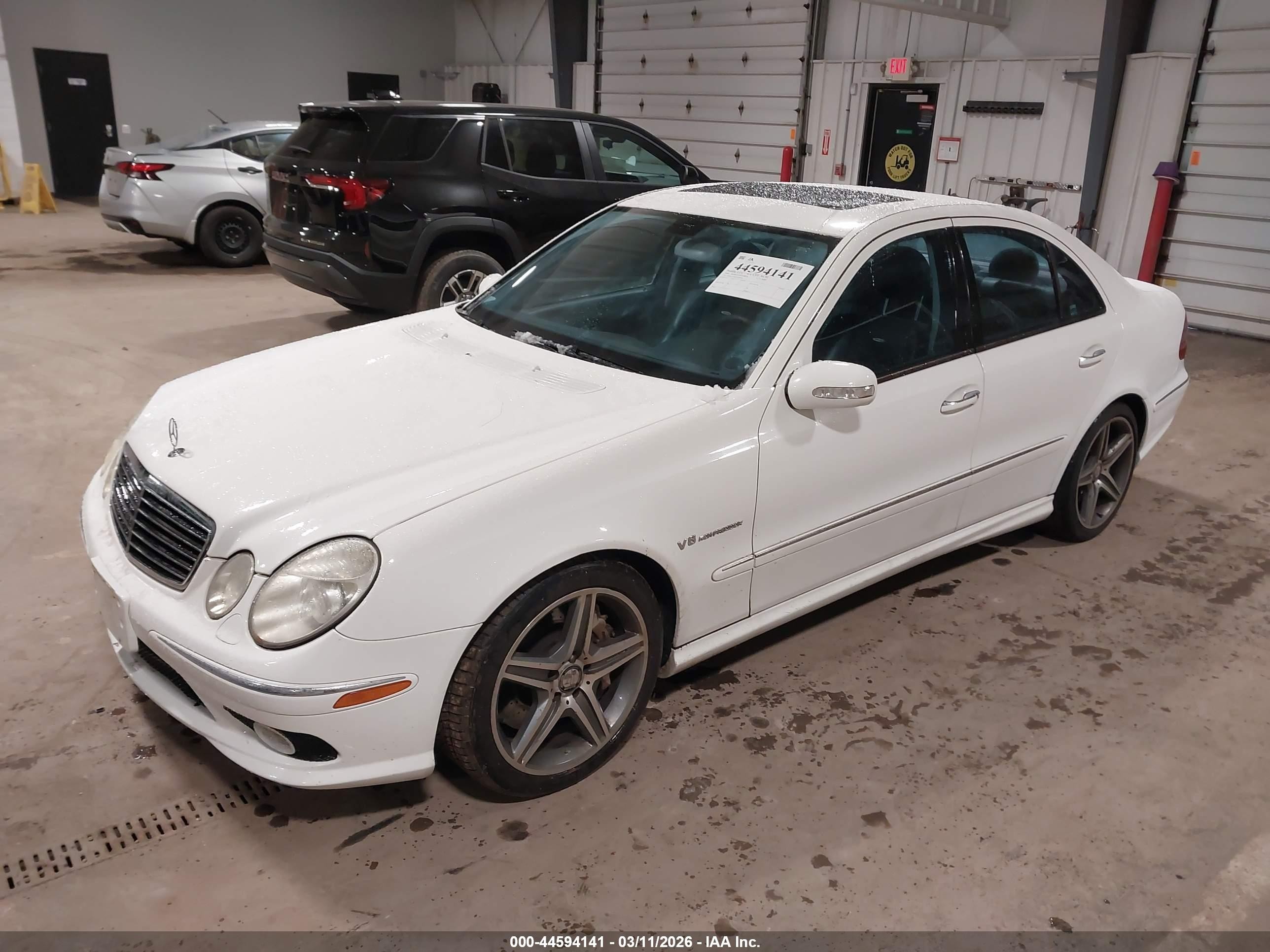 2004 Mercedes-benz E 55 Amg   White vin: WDBUF76J84A398730