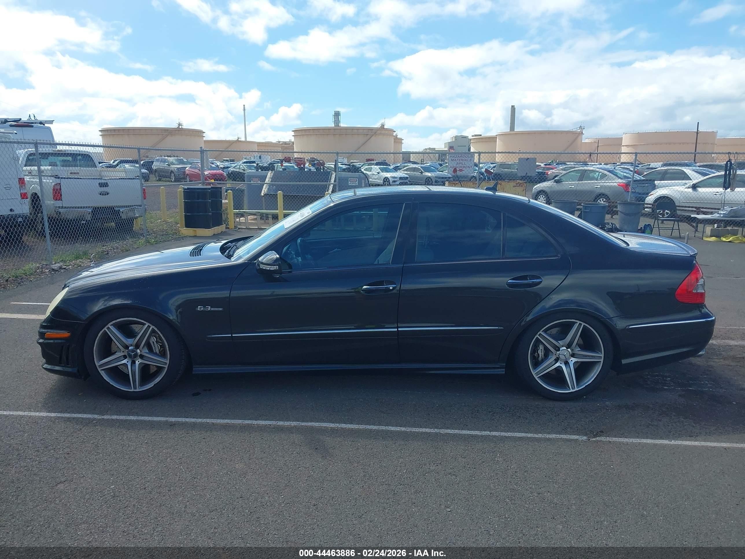 2007 Mercedes-benz E-class 6.3l Amg Черный vin: WDBUF77X27B057907