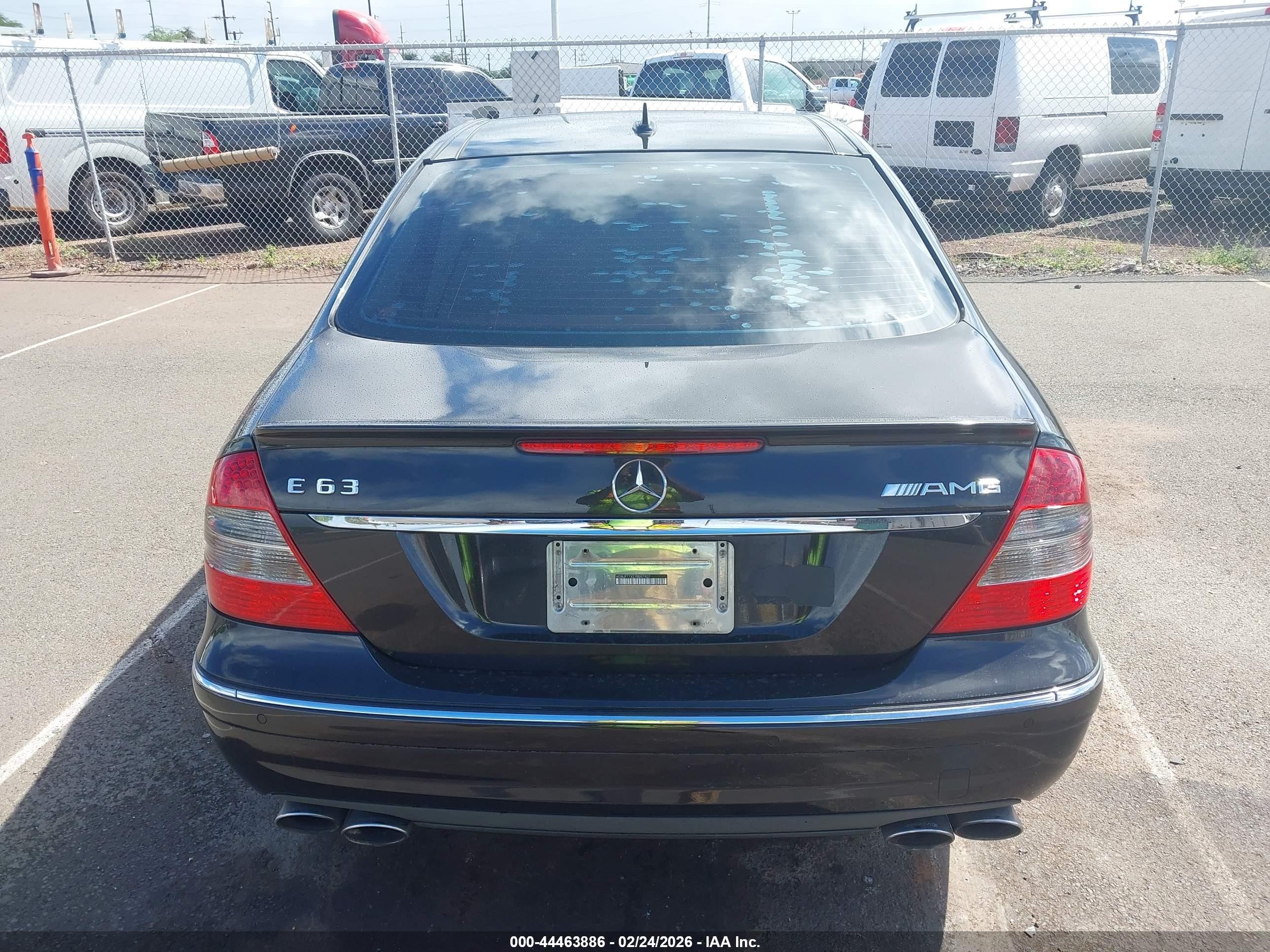 2007 Mercedes-benz E-class 6.3l Amg Черный vin: WDBUF77X27B057907