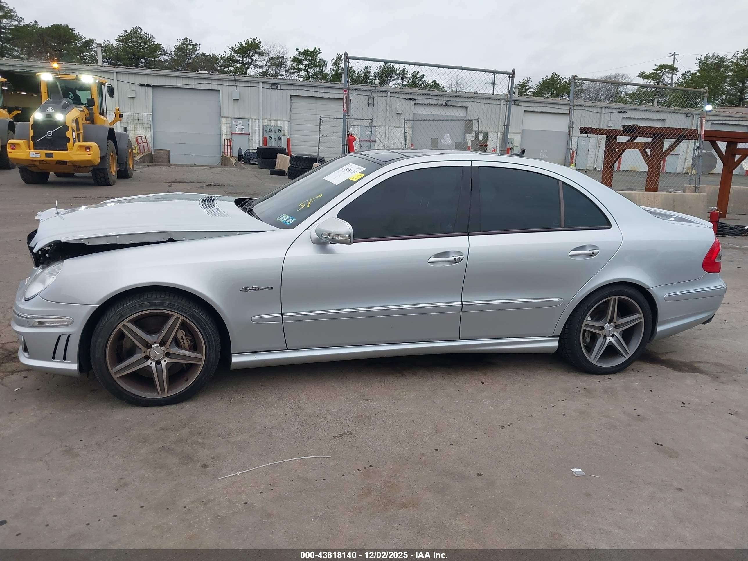 2009 Mercedes-benz E 63 Amg   Silver vin: WDBUF77X39B418497
