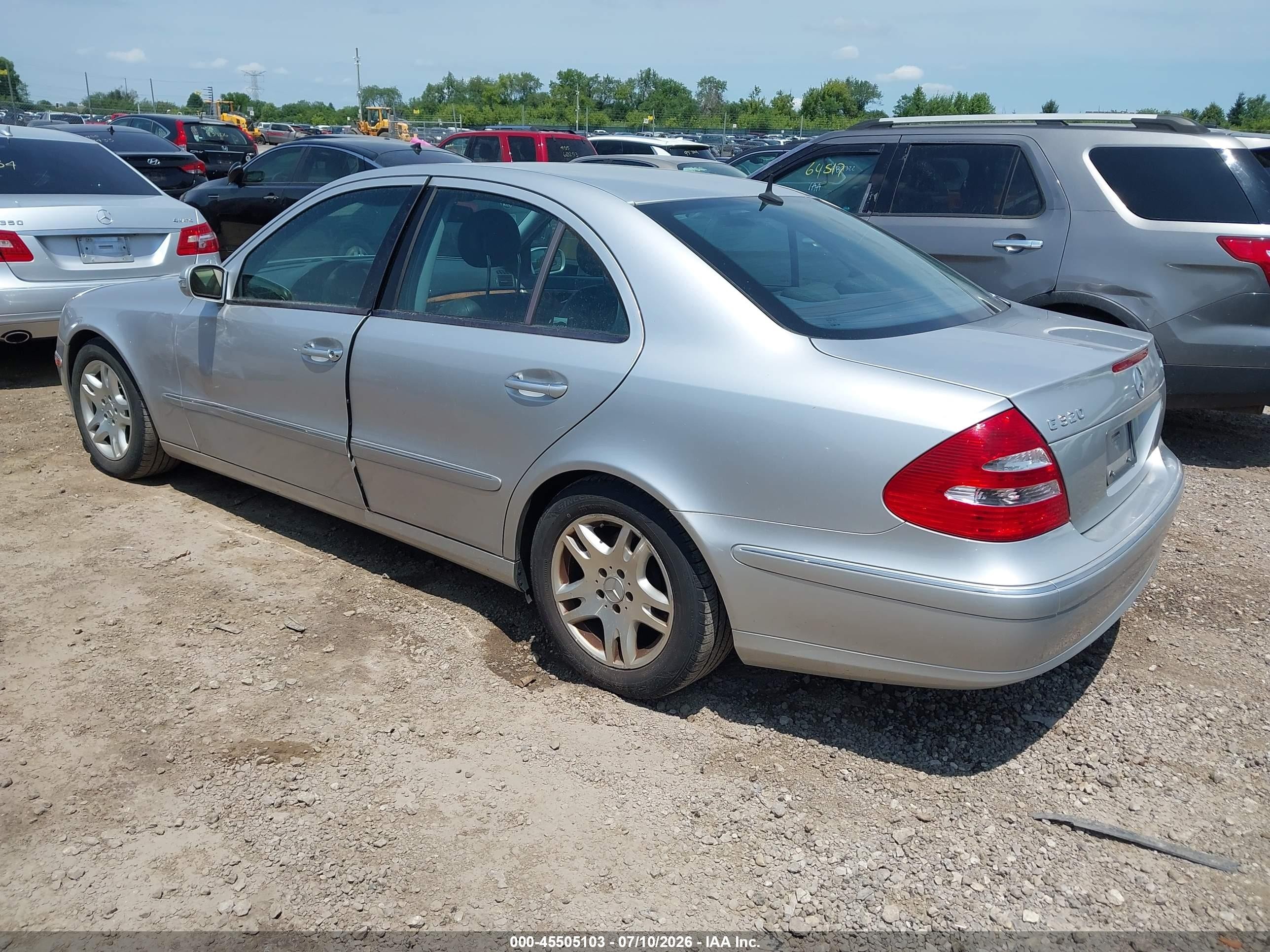 2004 Mercedes-benz E 320 4matic Серебряный vin: WDBUF82J64X165275