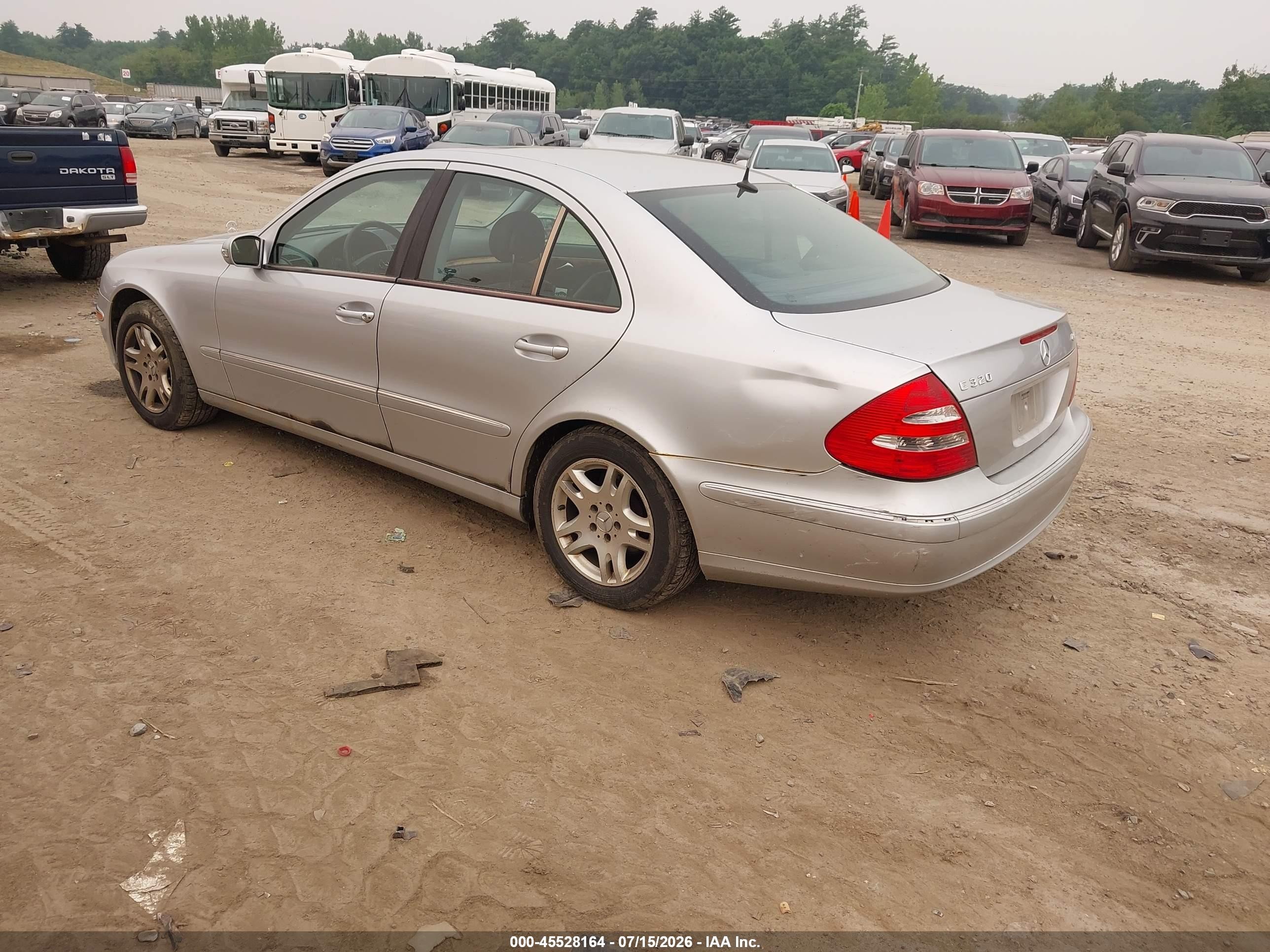 2005 Mercedes-benz E 320 4matic Silver vin: WDBUF82J65X170459