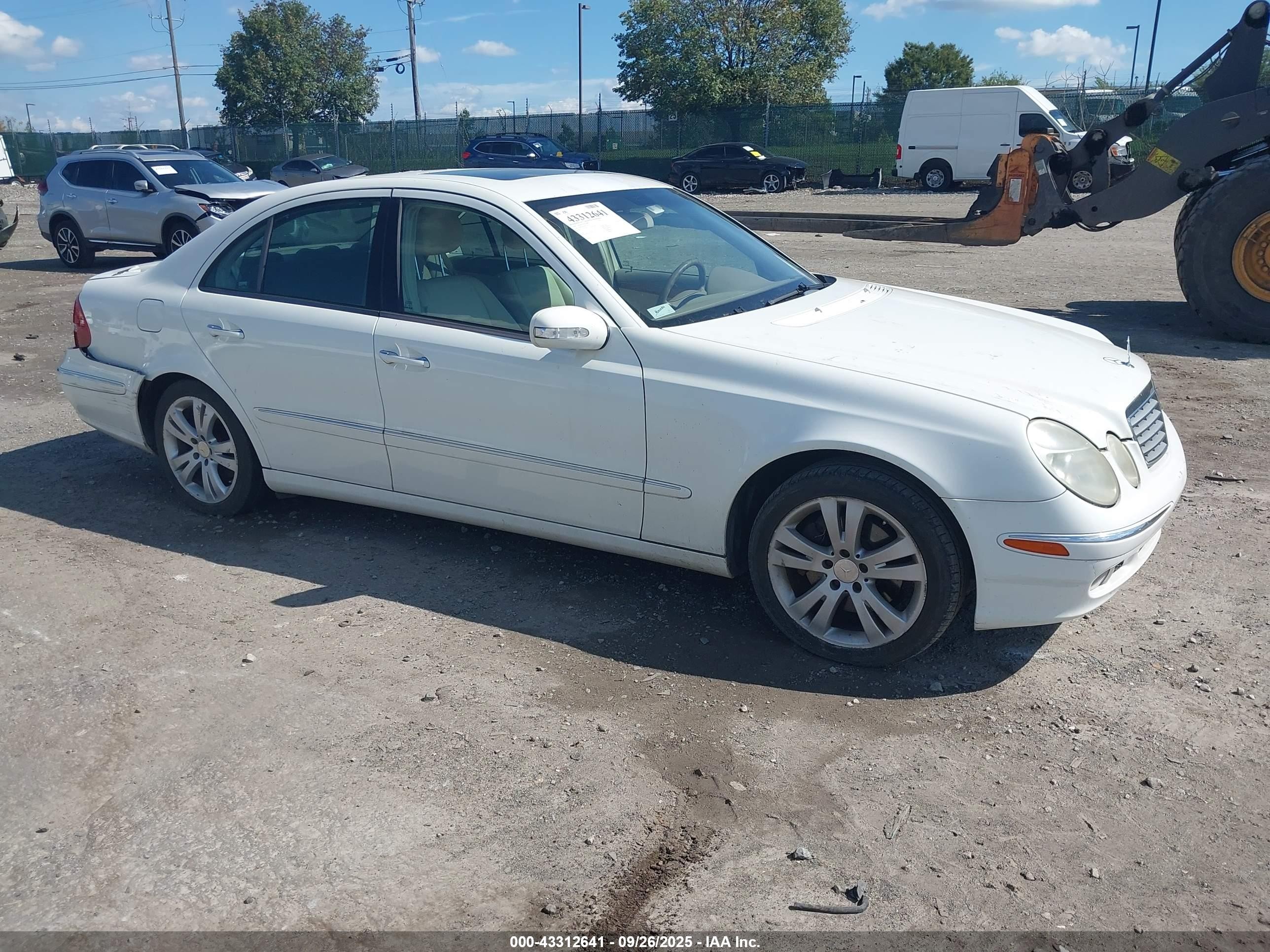 2005 Mercedes-benz E 320 4matic Белый vin: WDBUF82J65X175239