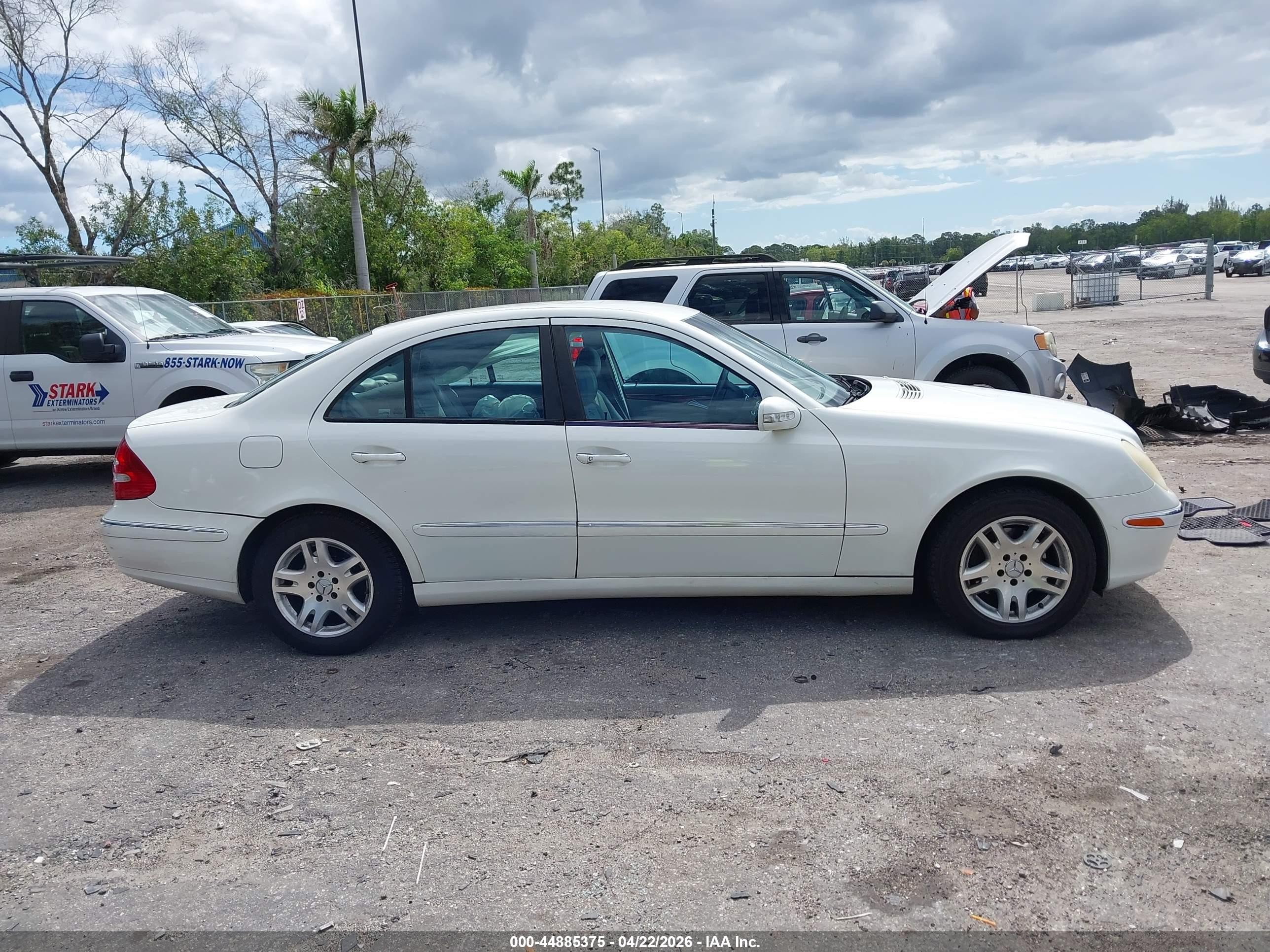 2005 Mercedes-benz E 320 4matic White vin: WDBUF82J75X175122