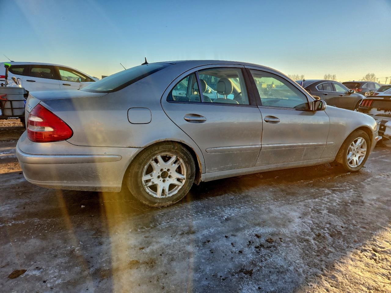 2004 Mercedes-benz E 320 4matic Silver vin: WDBUF82J84X118006