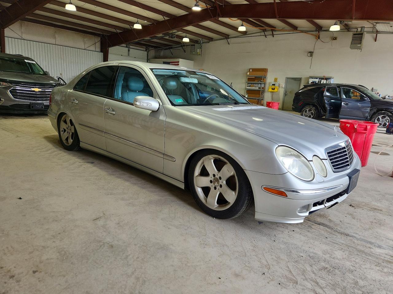 2005 Mercedes-benz E 500 4matic Silver vin: WDBUF83J25X187046