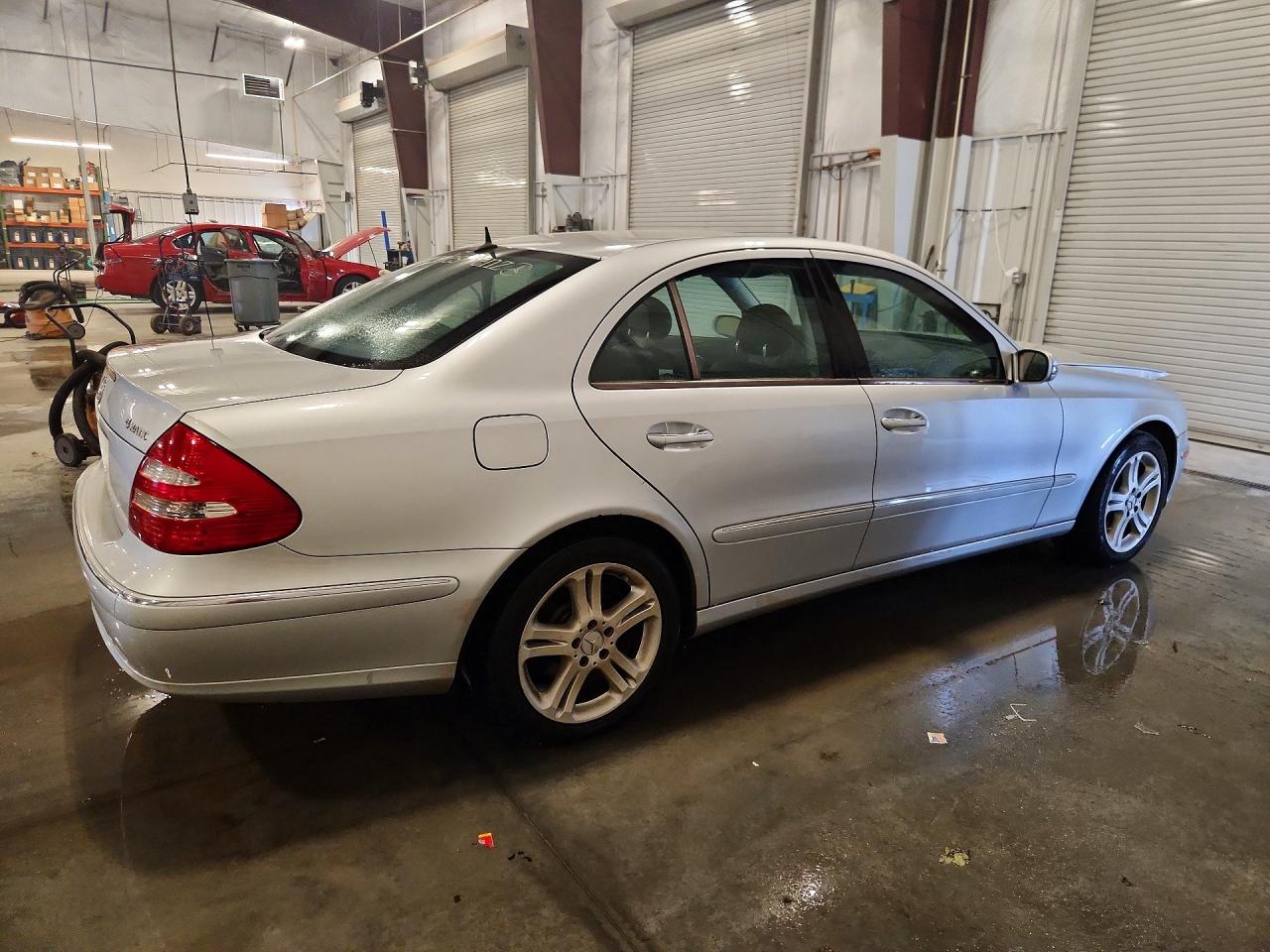 2005 Mercedes-benz E 500 4matic Серебряный vin: WDBUF83J65X169486
