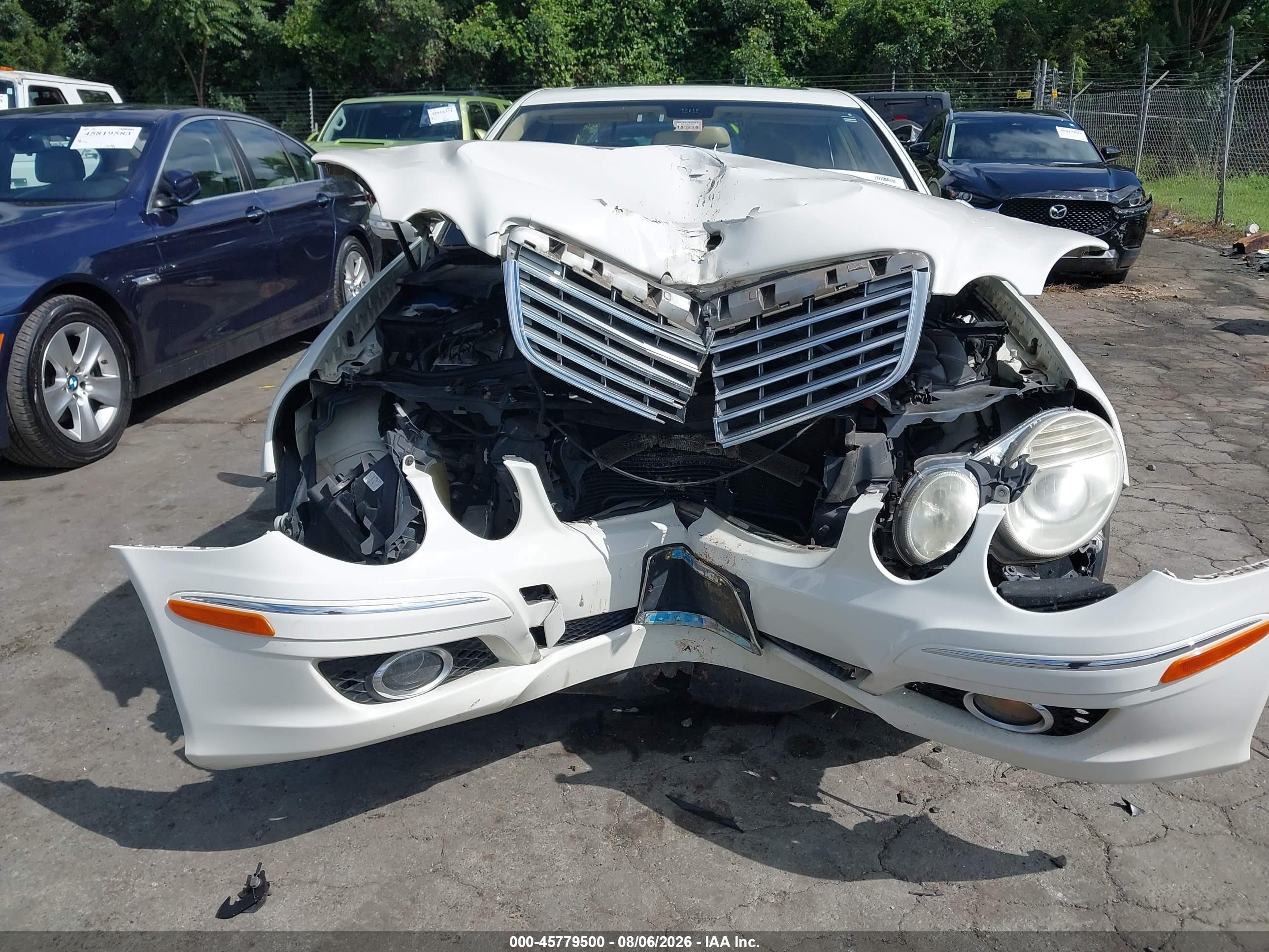 2008 Mercedes-benz E 350 4matic White vin: WDBUF87X08B207004