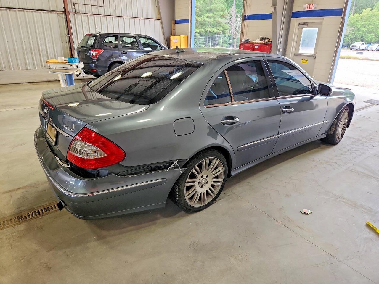2008 Mercedes-benz E 350 4matic Gray vin: WDBUF87X08B240083