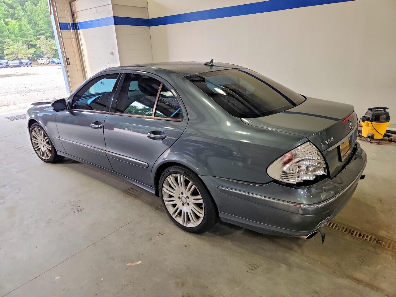 2008 Mercedes-benz E 350 4matic Gray vin: WDBUF87X08B240083