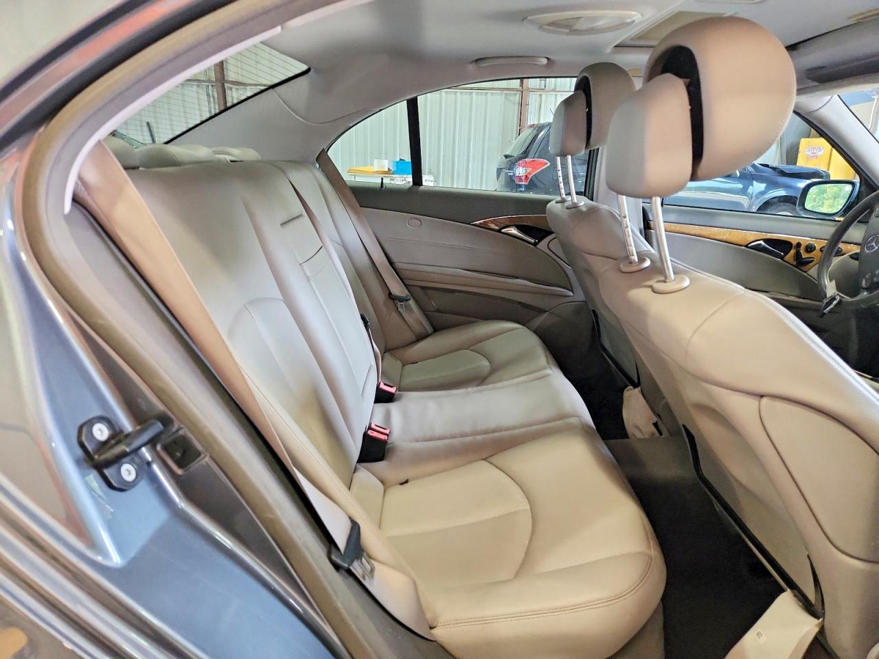 2008 Mercedes-benz E 350 4matic Gray vin: WDBUF87X08B240083