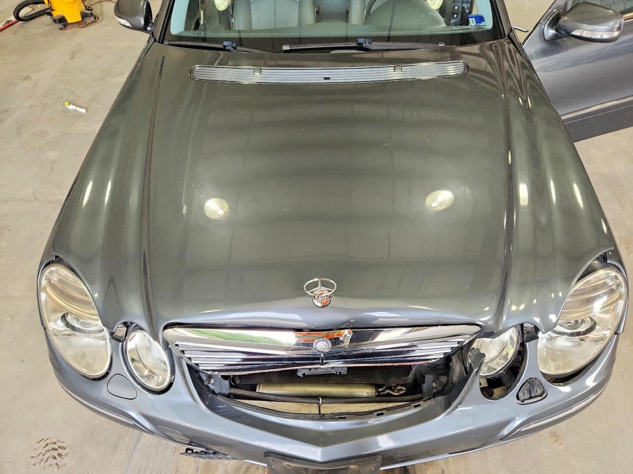 2008 Mercedes-benz E 350 4matic Gray vin: WDBUF87X08B240083