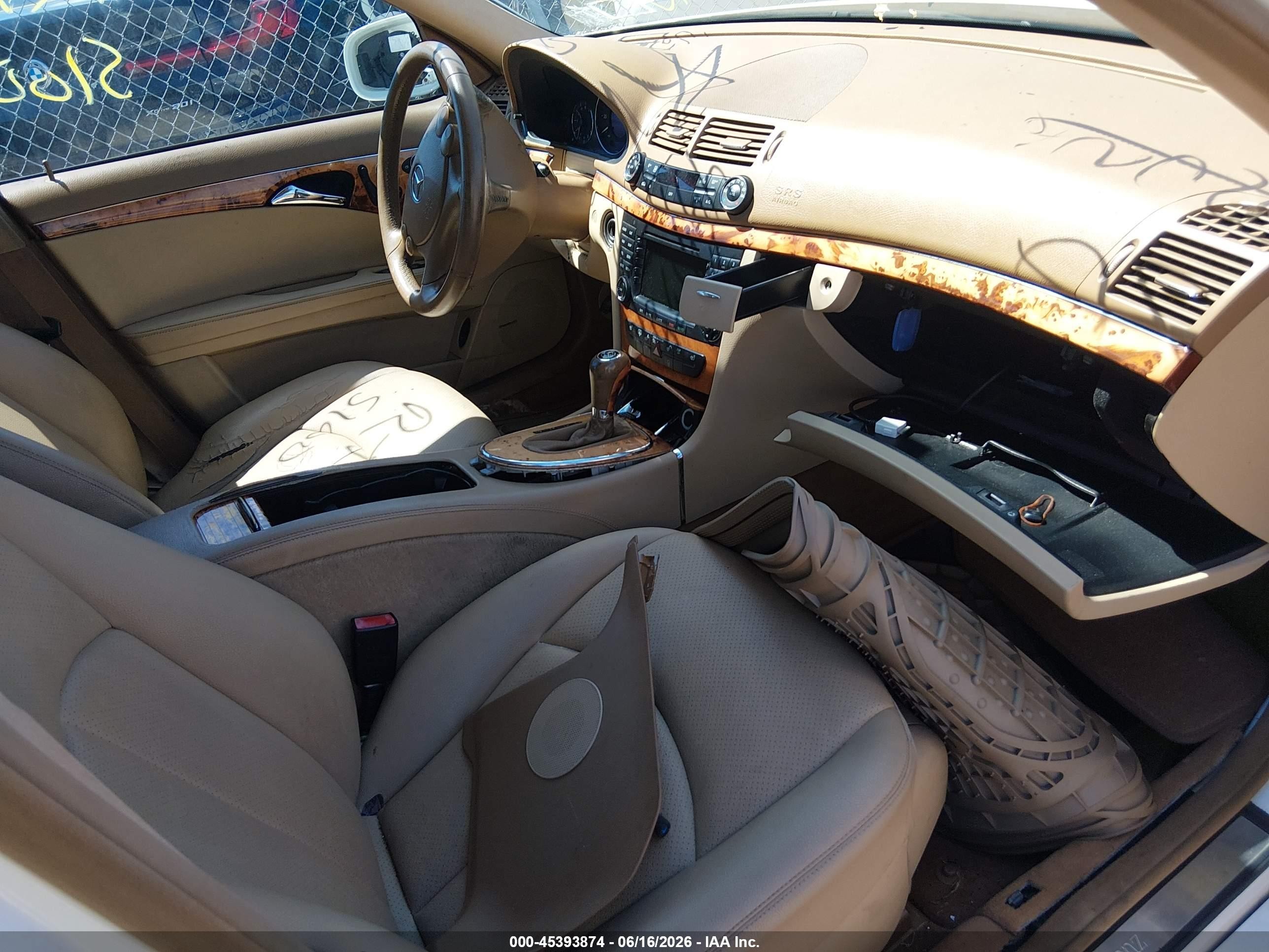 2008 Mercedes-benz E 350 4matic Белый vin: WDBUF87X18B245955
