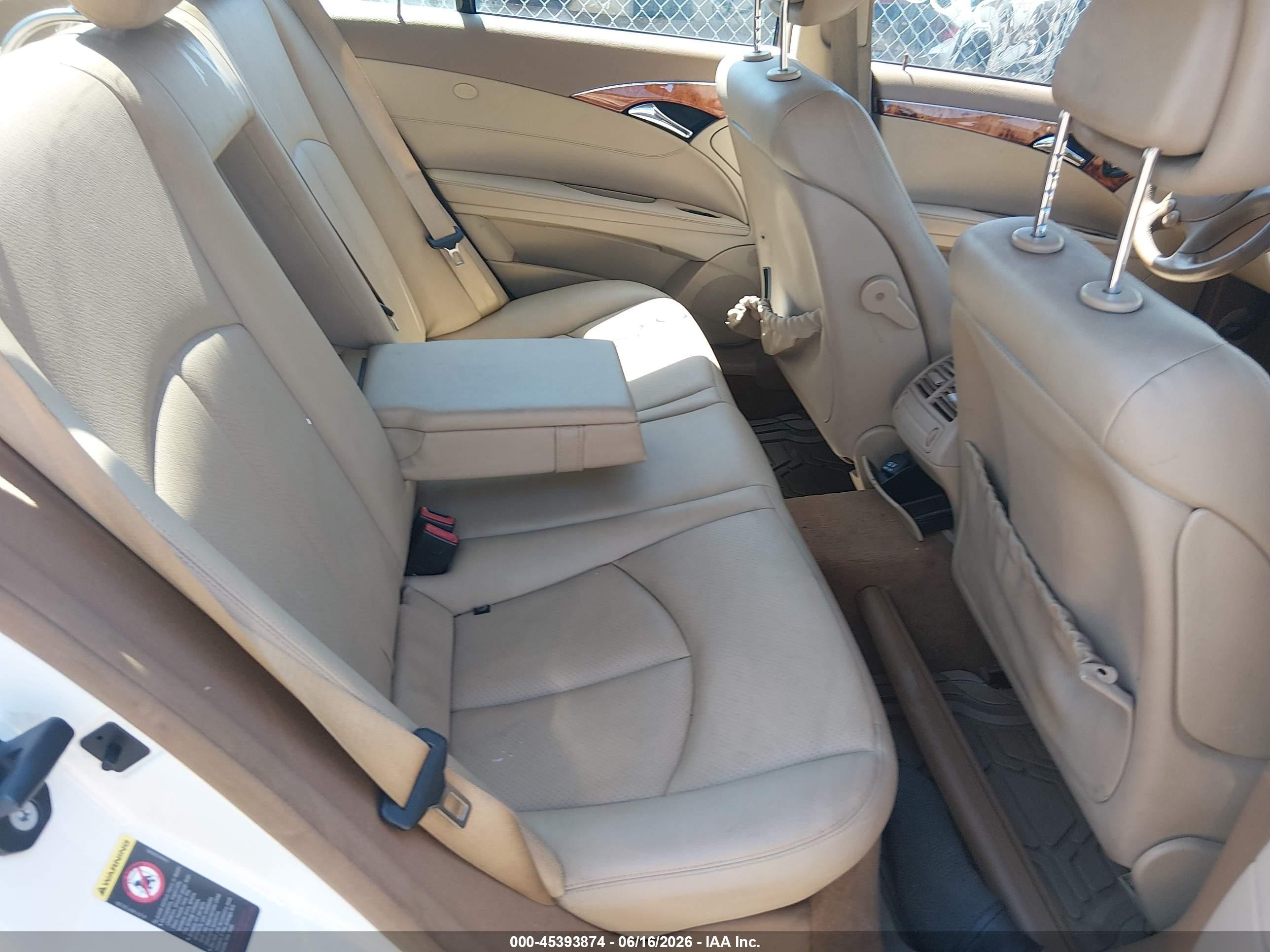 2008 Mercedes-benz E 350 4matic Белый vin: WDBUF87X18B245955