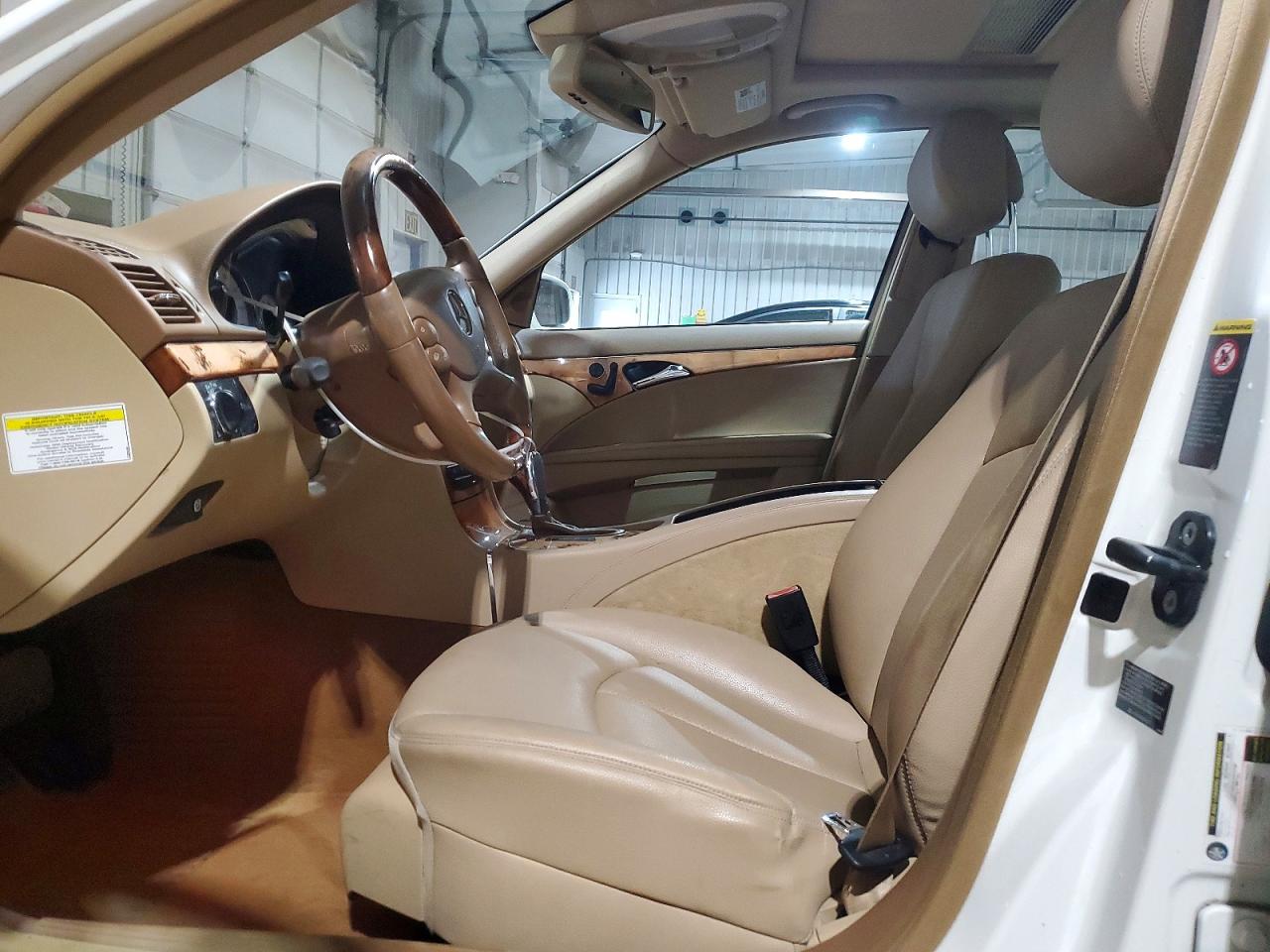 2008 Mercedes-benz E 350 4matic White vin: WDBUF87X18B315650