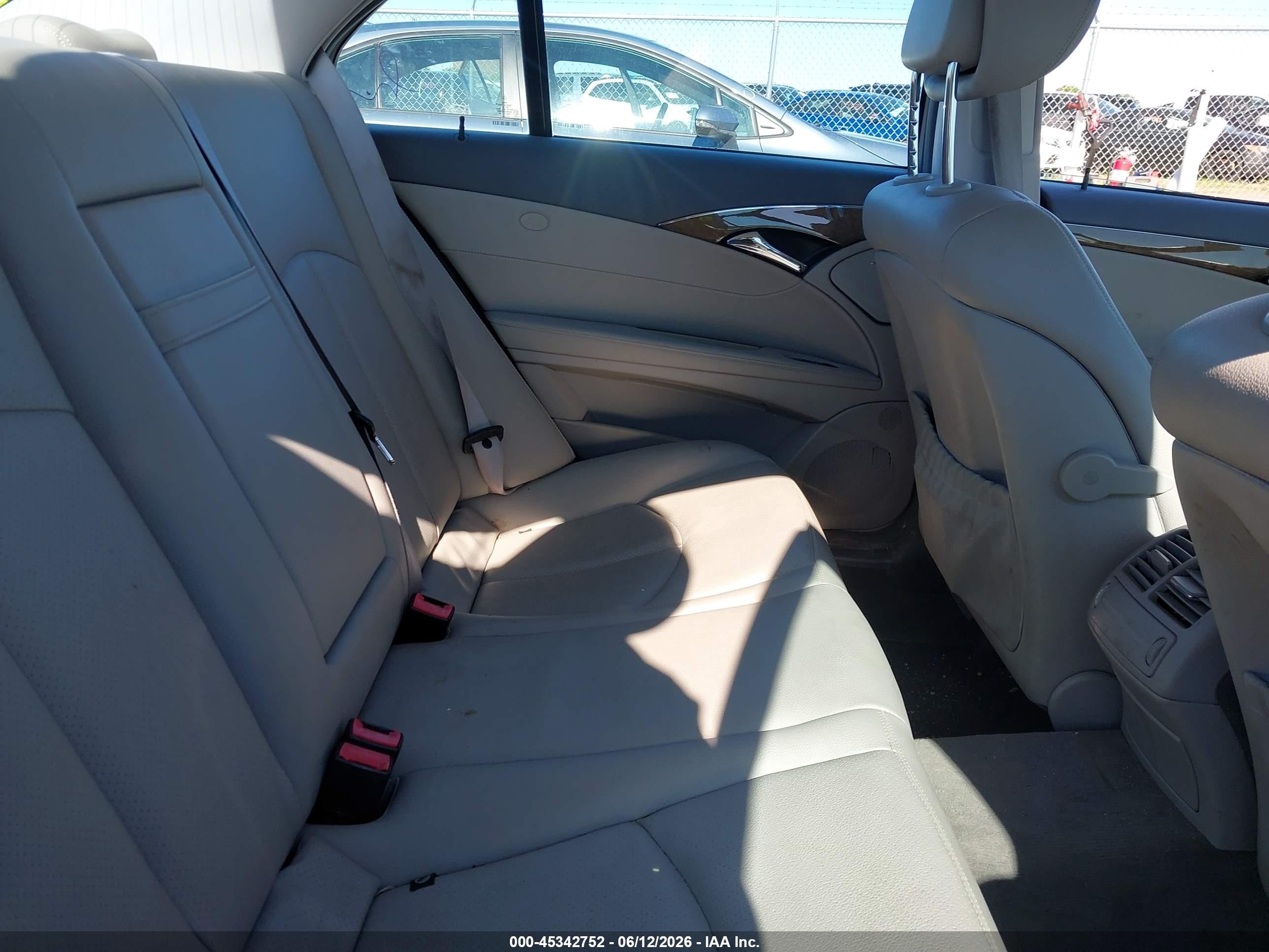 2007 Mercedes-benz E 350 4matic Черный vin: WDBUF87X27B151257