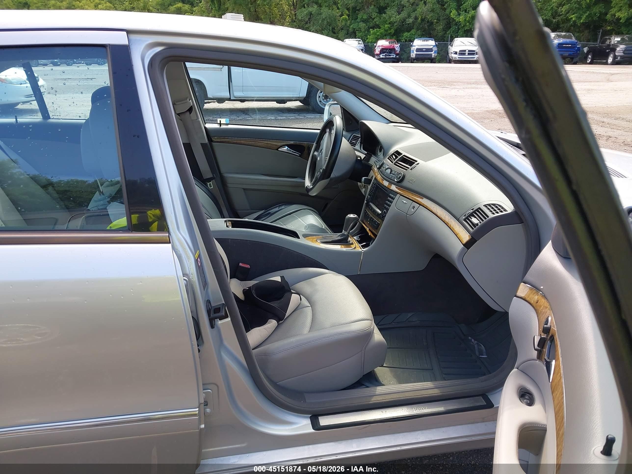 2007 Mercedes-benz E 350 4matic Silver vin: WDBUF87X27X211671