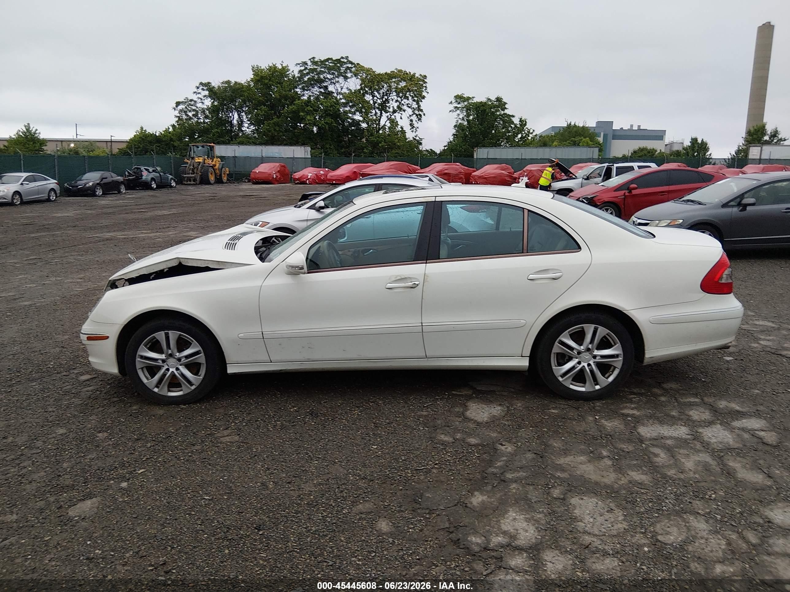 2008 Mercedes-benz E 350 4matic White vin: WDBUF87X28B191954