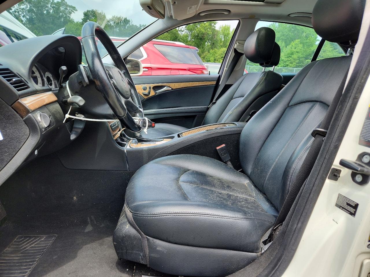 2009 Mercedes-benz E 350 4matic White vin: WDBUF87X29B385854