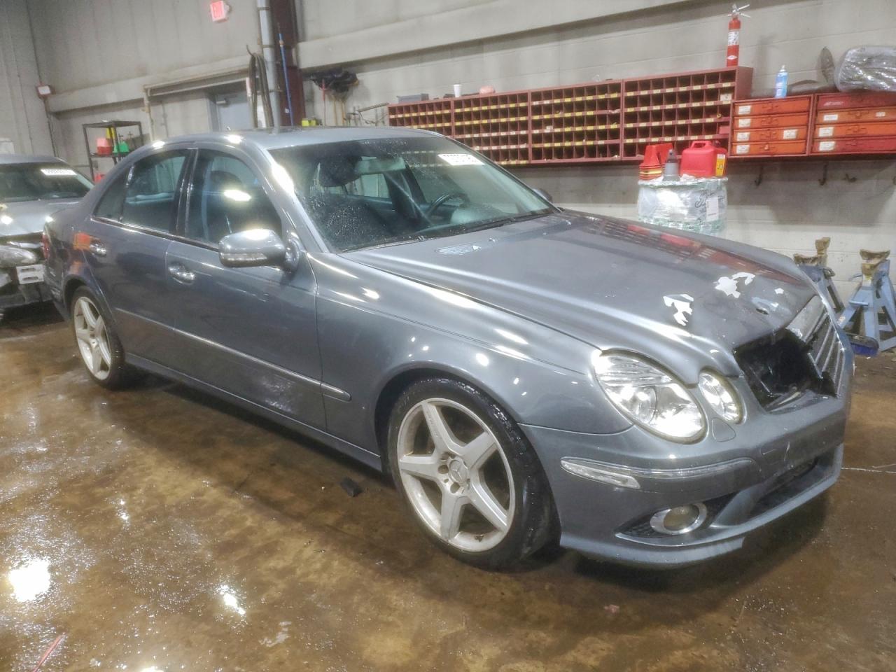 2009 Mercedes-benz E 350 4matic Серый vin: WDBUF87X29B405634