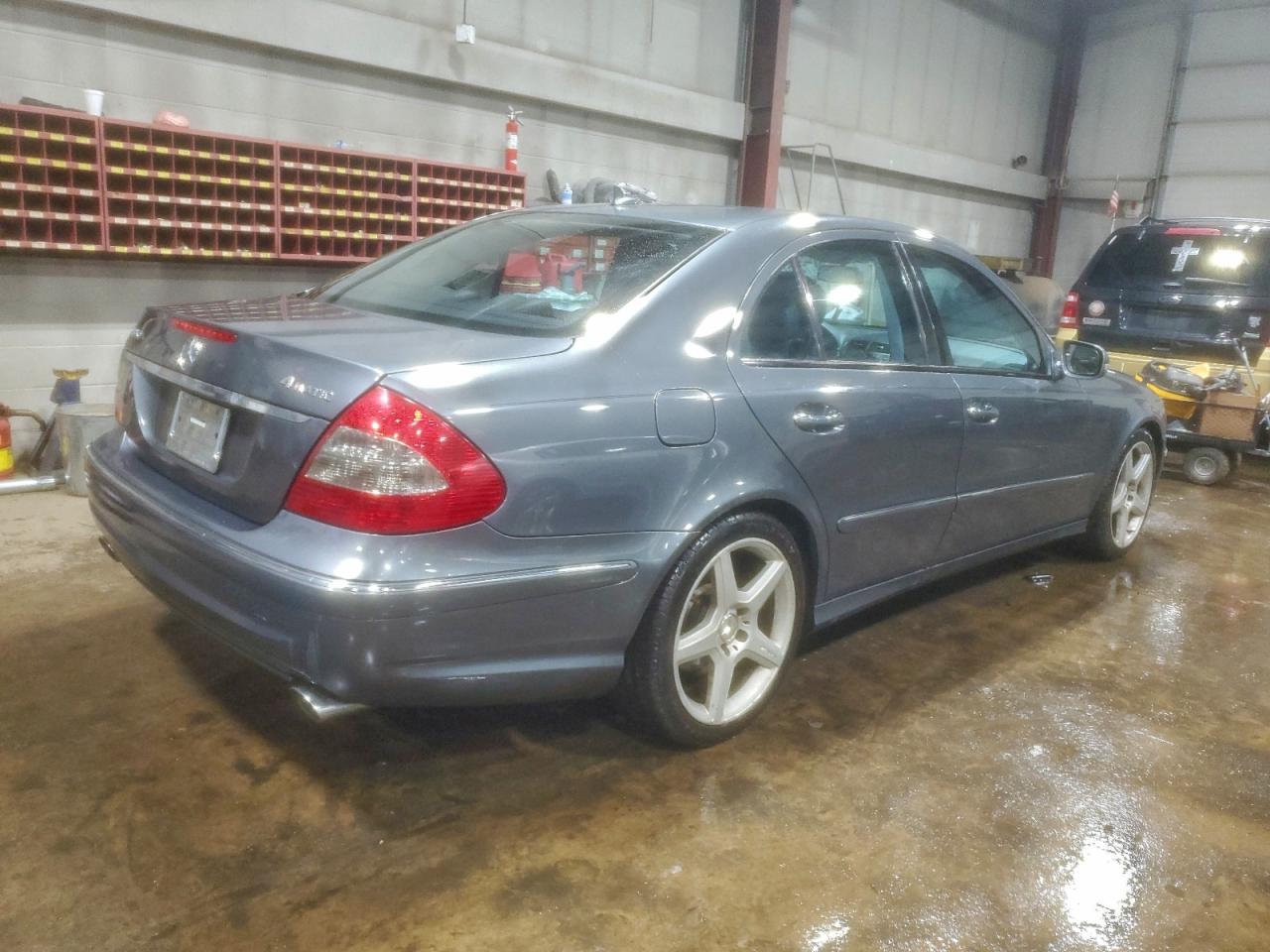 2009 Mercedes-benz E 350 4matic Серый vin: WDBUF87X29B405634