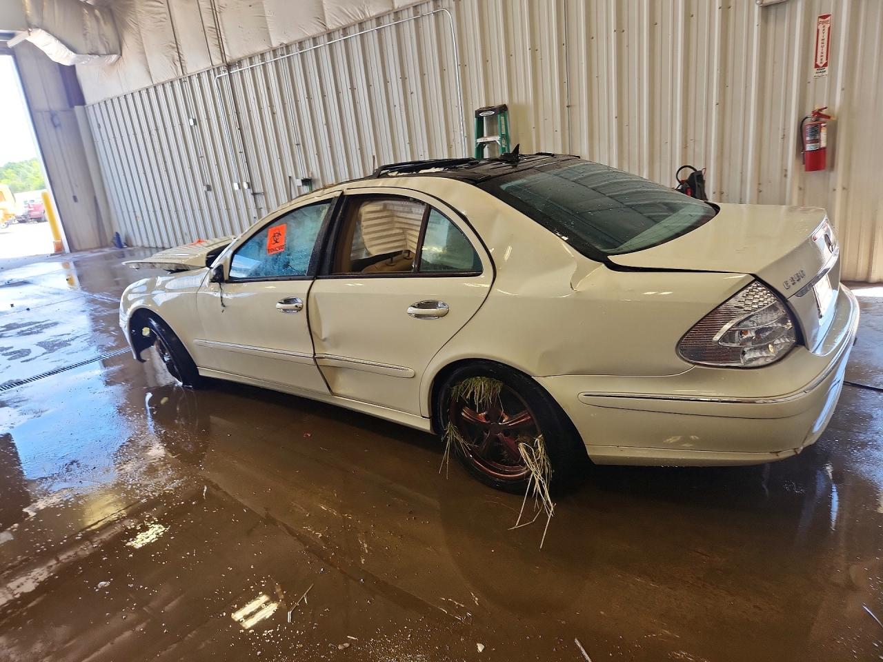 2007 Mercedes-benz E 350 4matic White vin: WDBUF87X37B155060