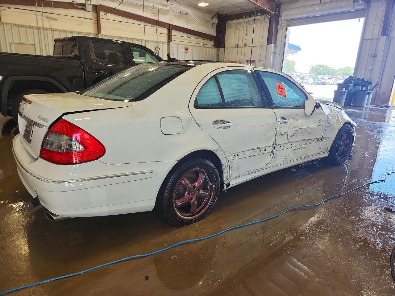 2007 Mercedes-benz E 350 4matic White vin: WDBUF87X37B155060