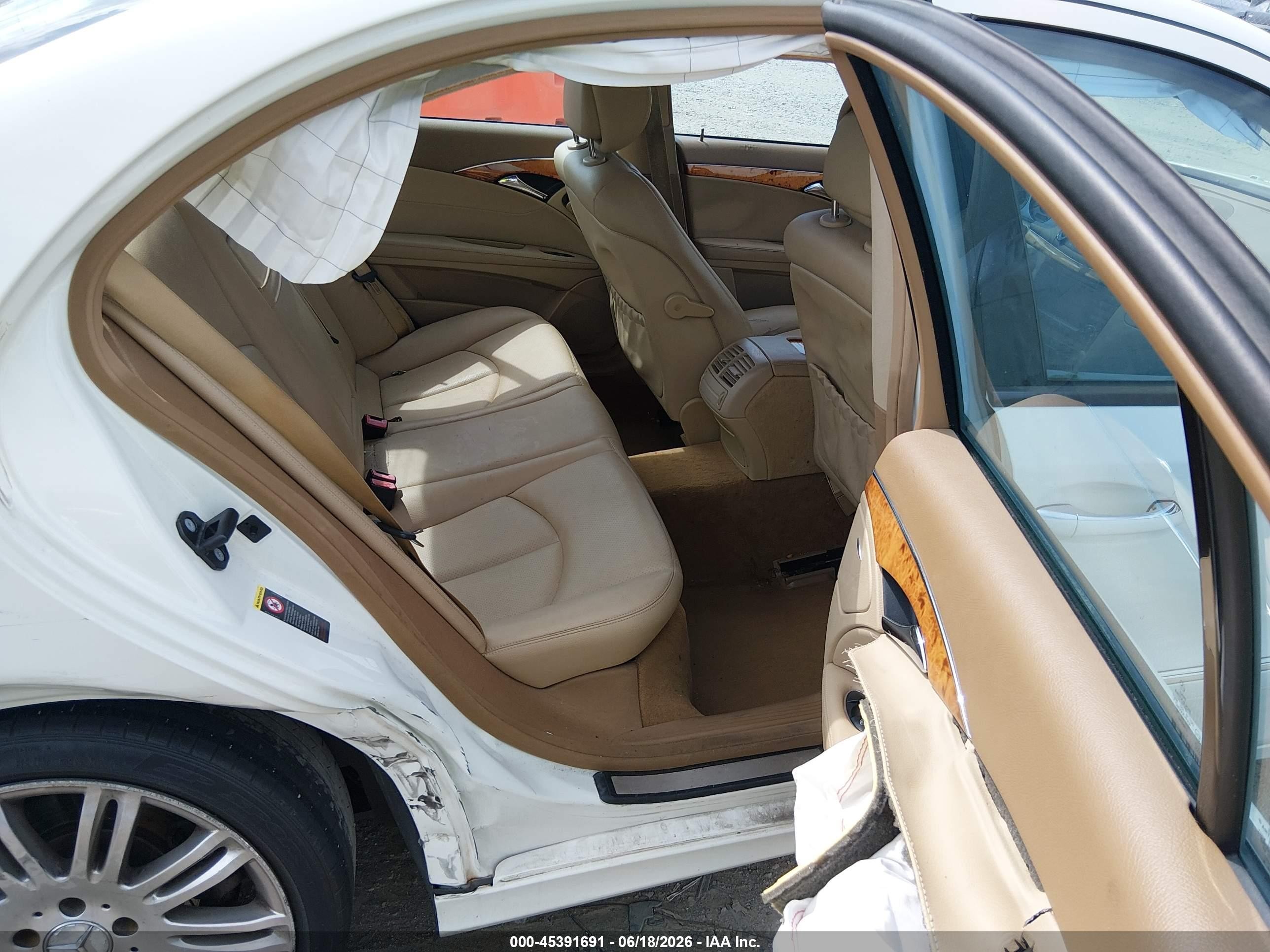 2007 Mercedes-benz E 350 4matic White vin: WDBUF87X47B150997