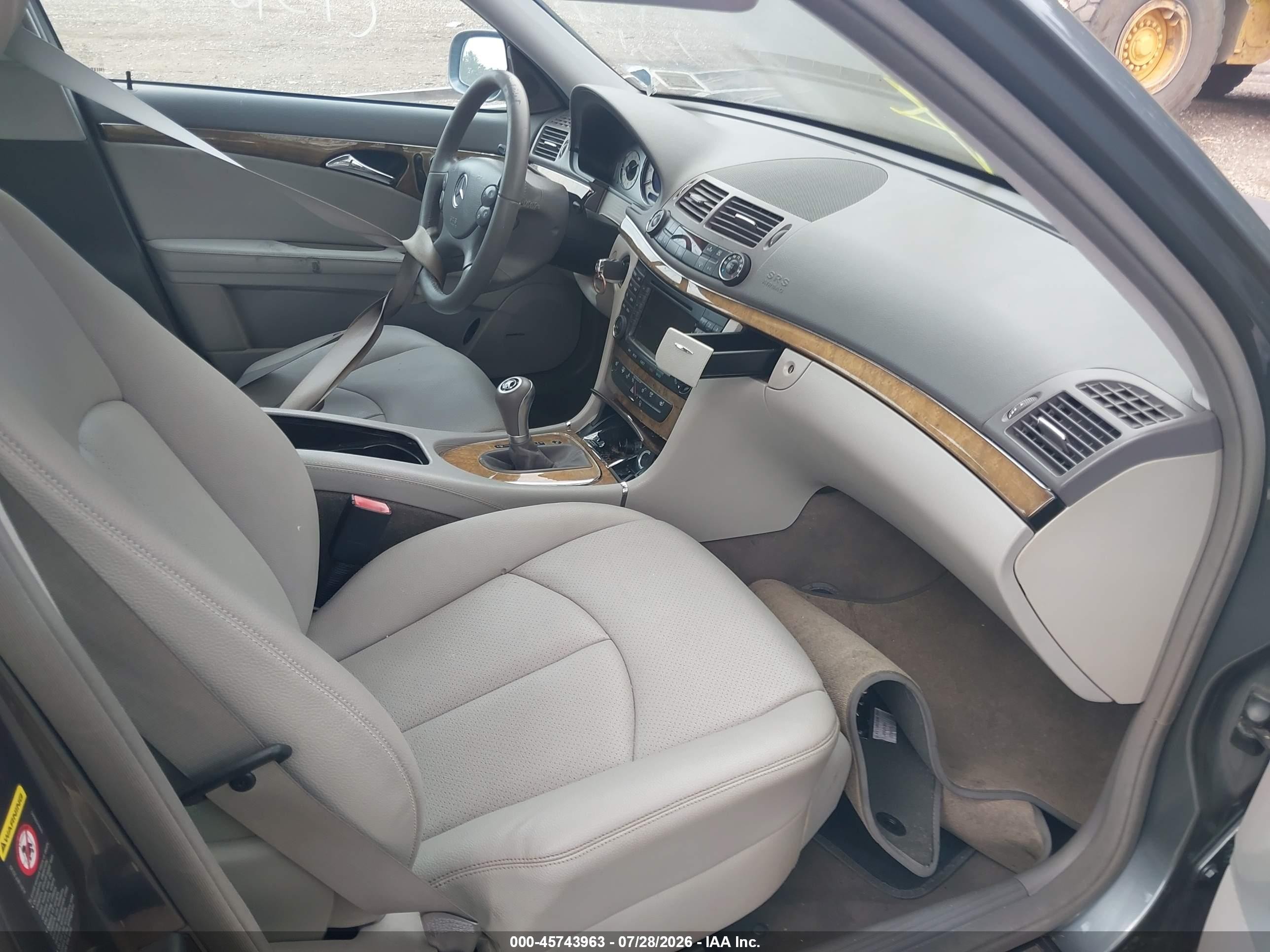 2008 Mercedes-benz E 350 4matic Gray vin: WDBUF87X58B186151