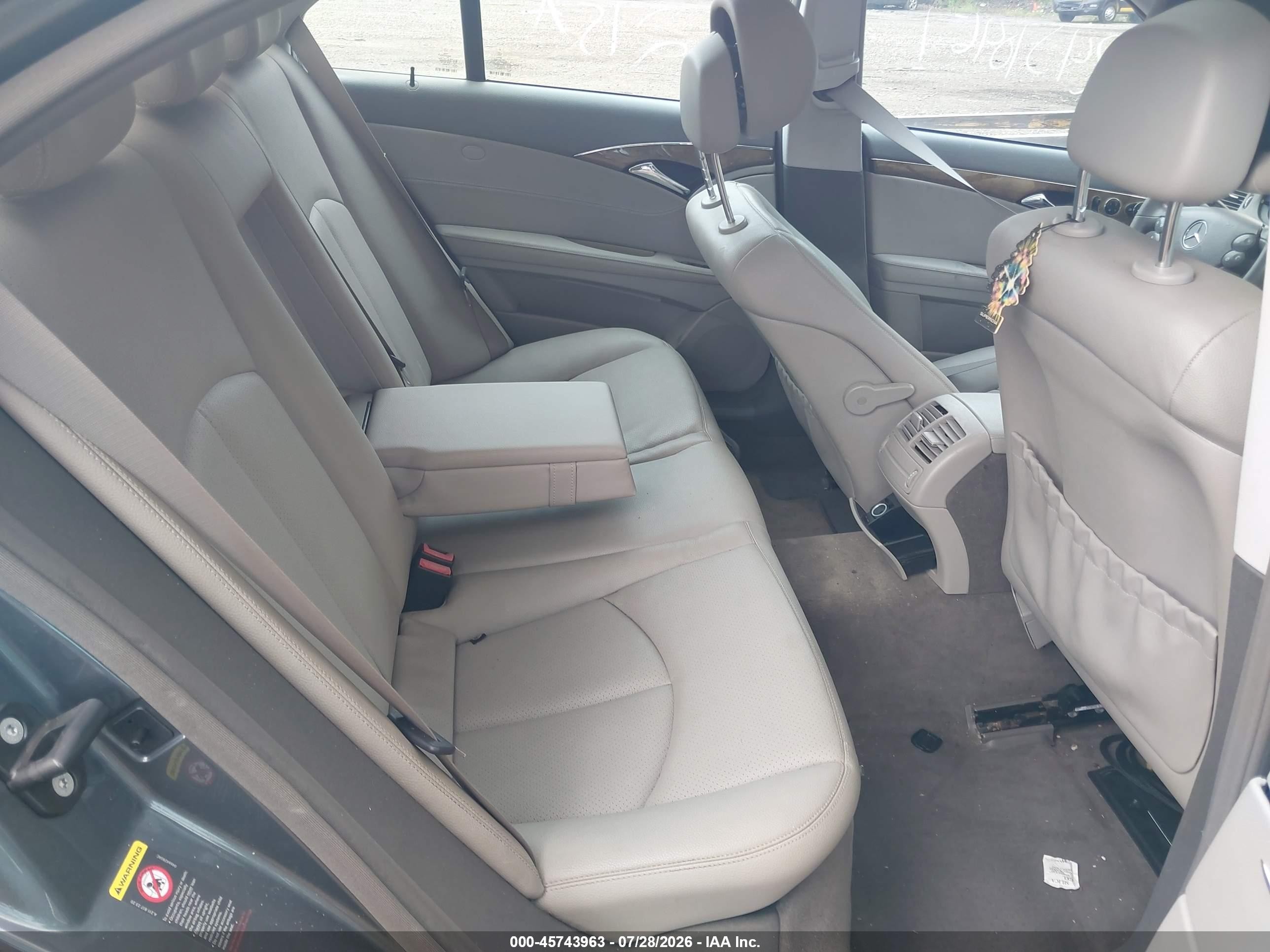 2008 Mercedes-benz E 350 4matic Gray vin: WDBUF87X58B186151