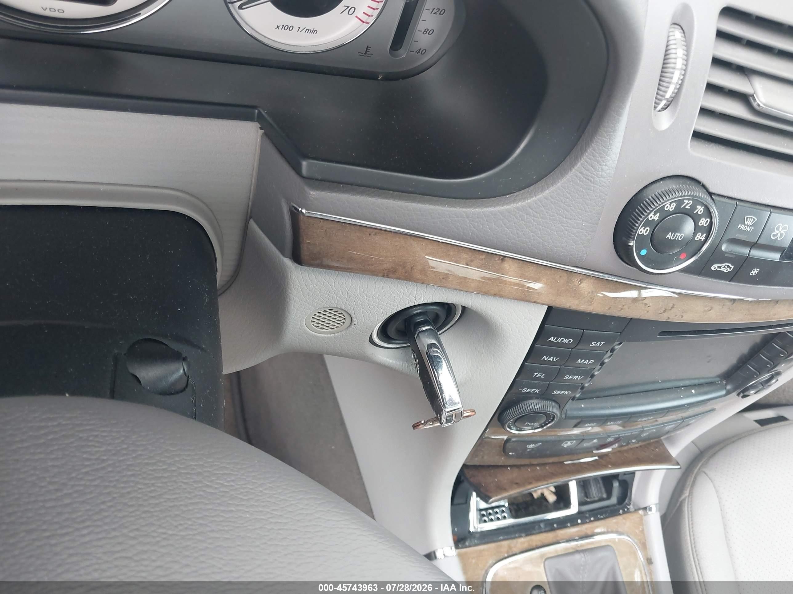 2008 Mercedes-benz E 350 4matic Gray vin: WDBUF87X58B186151