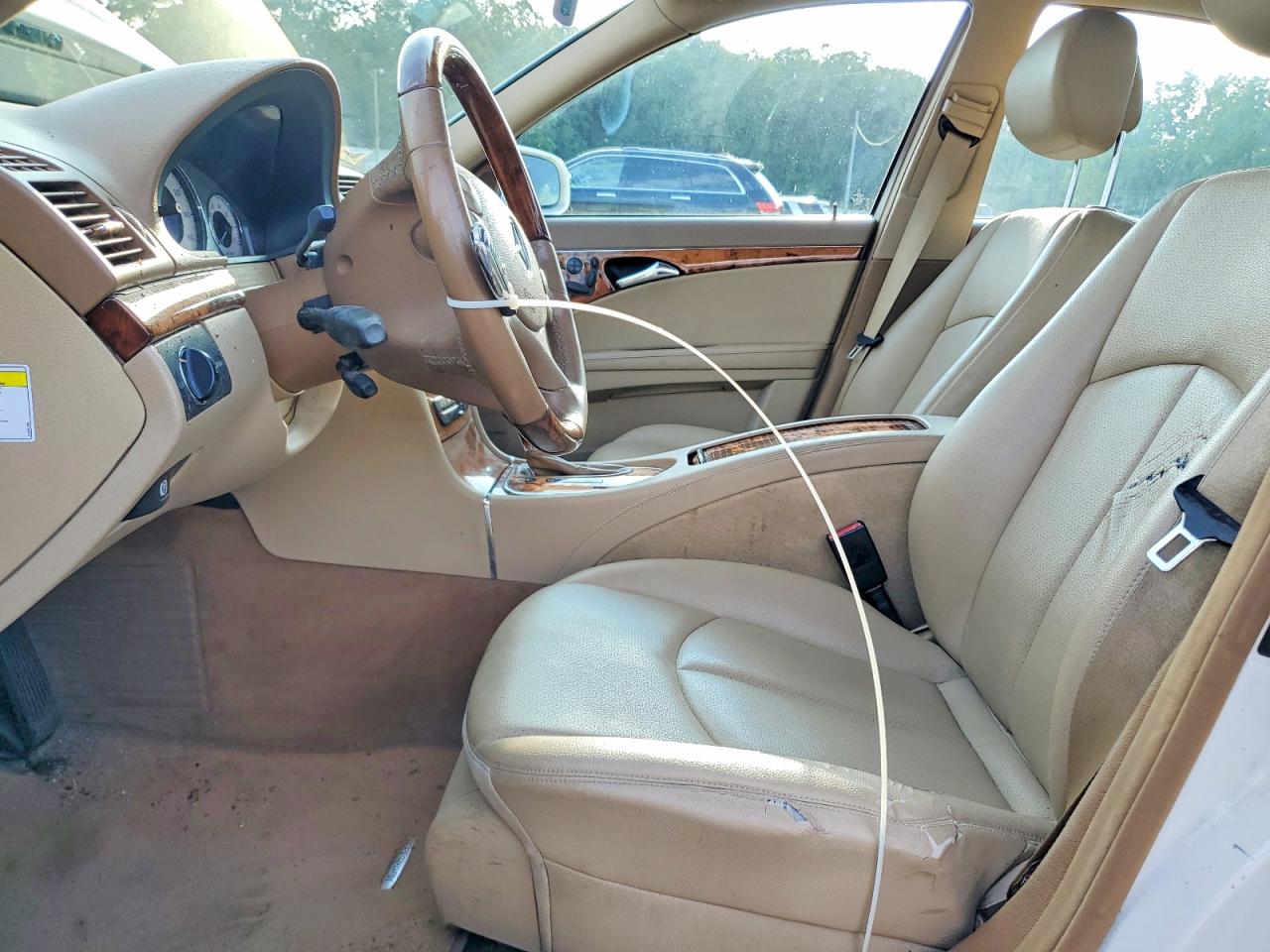 2008 Mercedes-benz E 350 4matic White vin: WDBUF87X68B292415